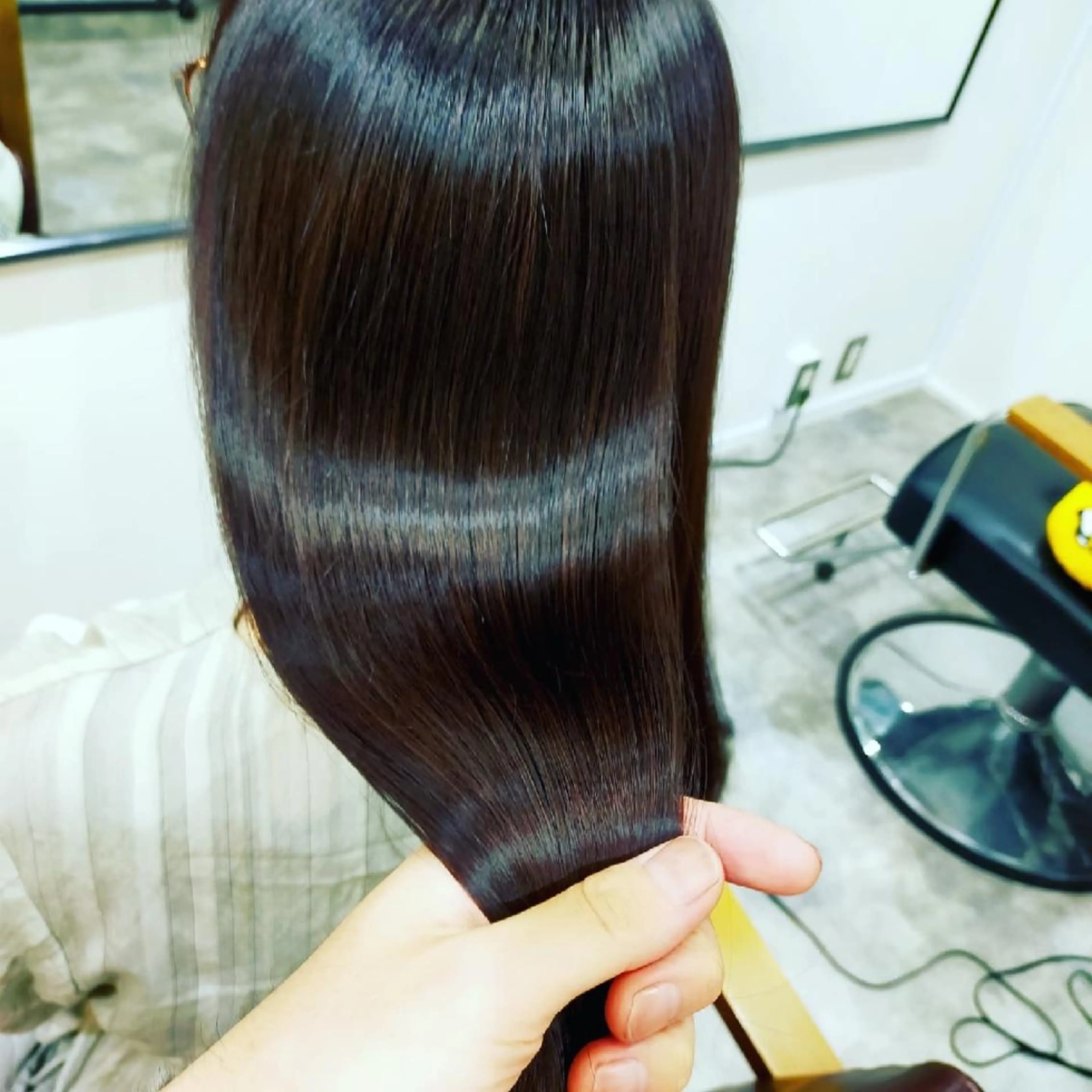 ロング キッズ カット トリートメント SUN GLOW  サングロウ所属・ナカノメ トシアキのヘアスタイル