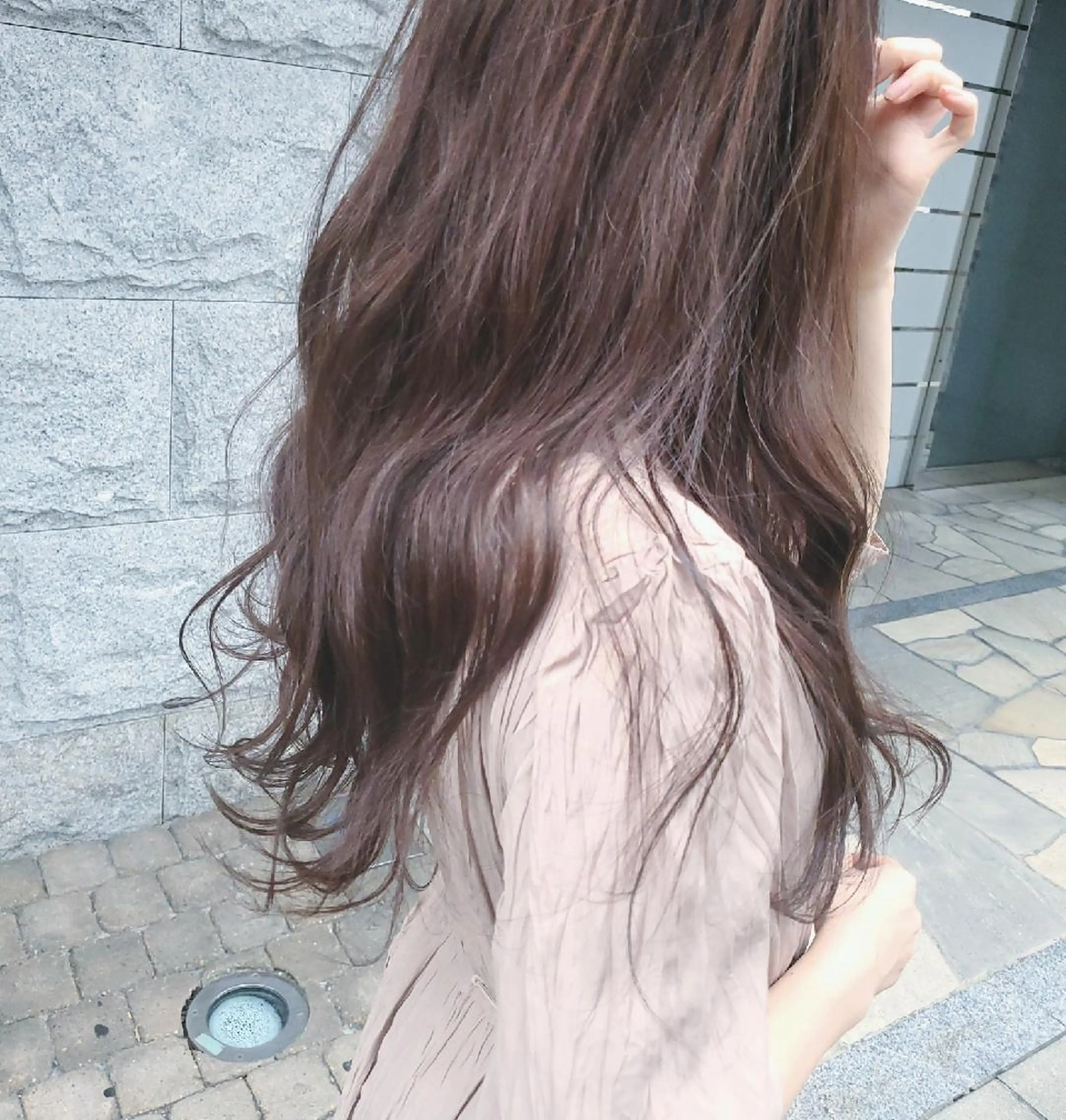 カラー ロング ヘアアレンジ ブラウンカラー ラベンダーカラー See by merのマツエク・マツパデザイン