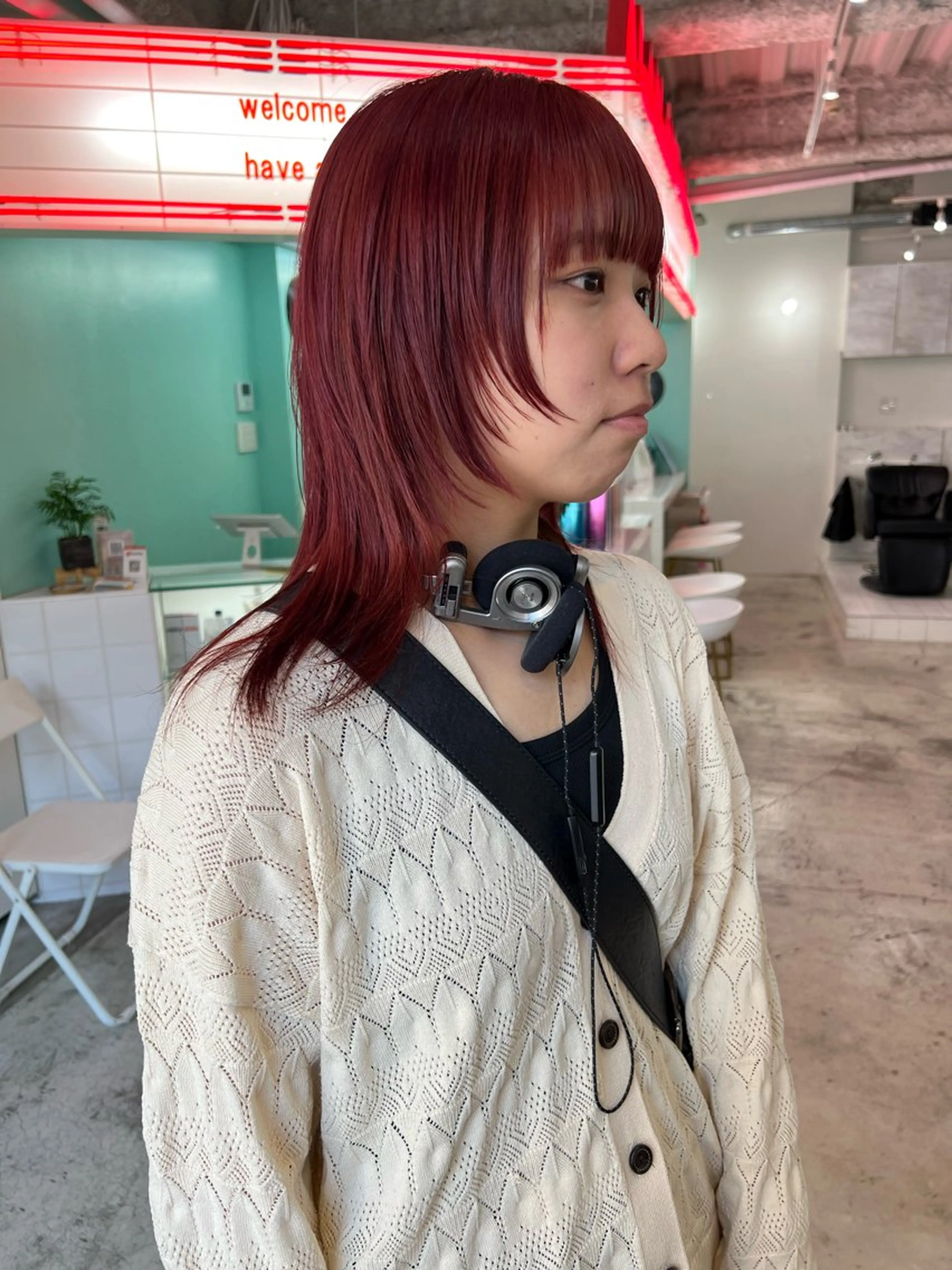 ミディアム カット ヘアカラー 💥ウルフカット デザインあんな💥のヘアスタイル