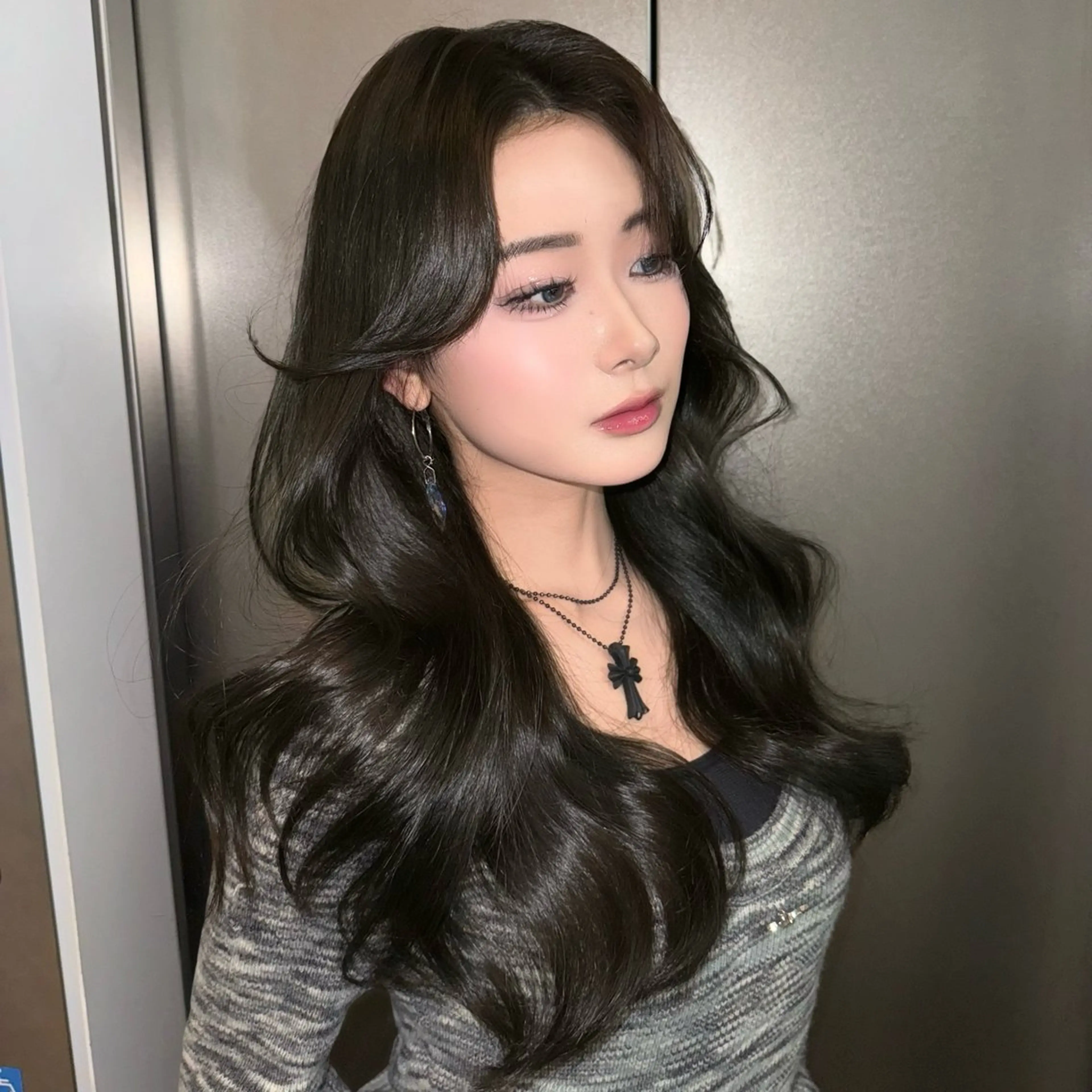 ロング カラー カット ヘアカラー トリートメント 𝘚𝘦𝘫𝘶𝘯 レイヤー/水光カラーのヘアスタイル