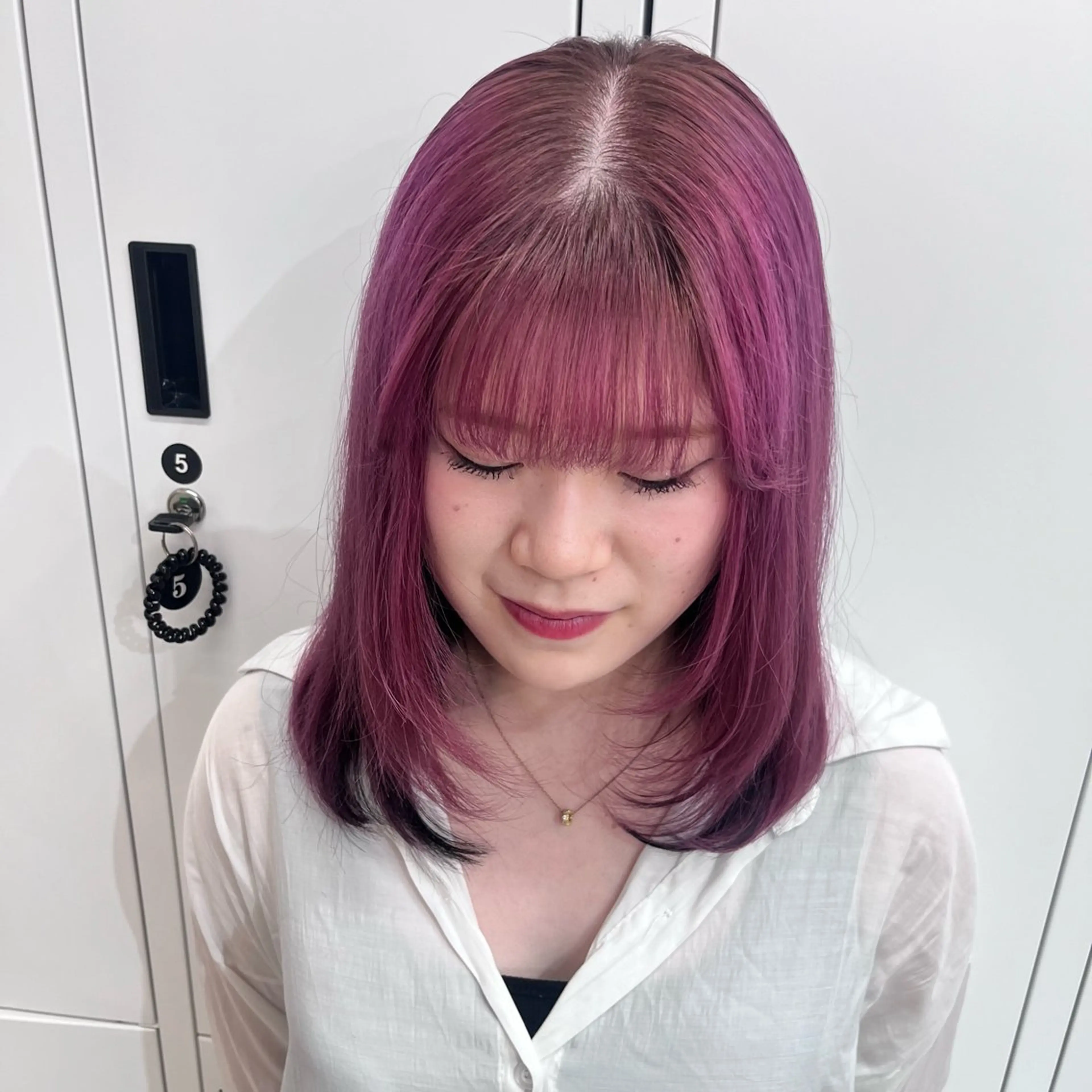 ミディアム カラー ヘアアレンジ 🎀韓国ヘア🎀 𝐬𝐚𝐫𝐚🎀のヘアスタイル