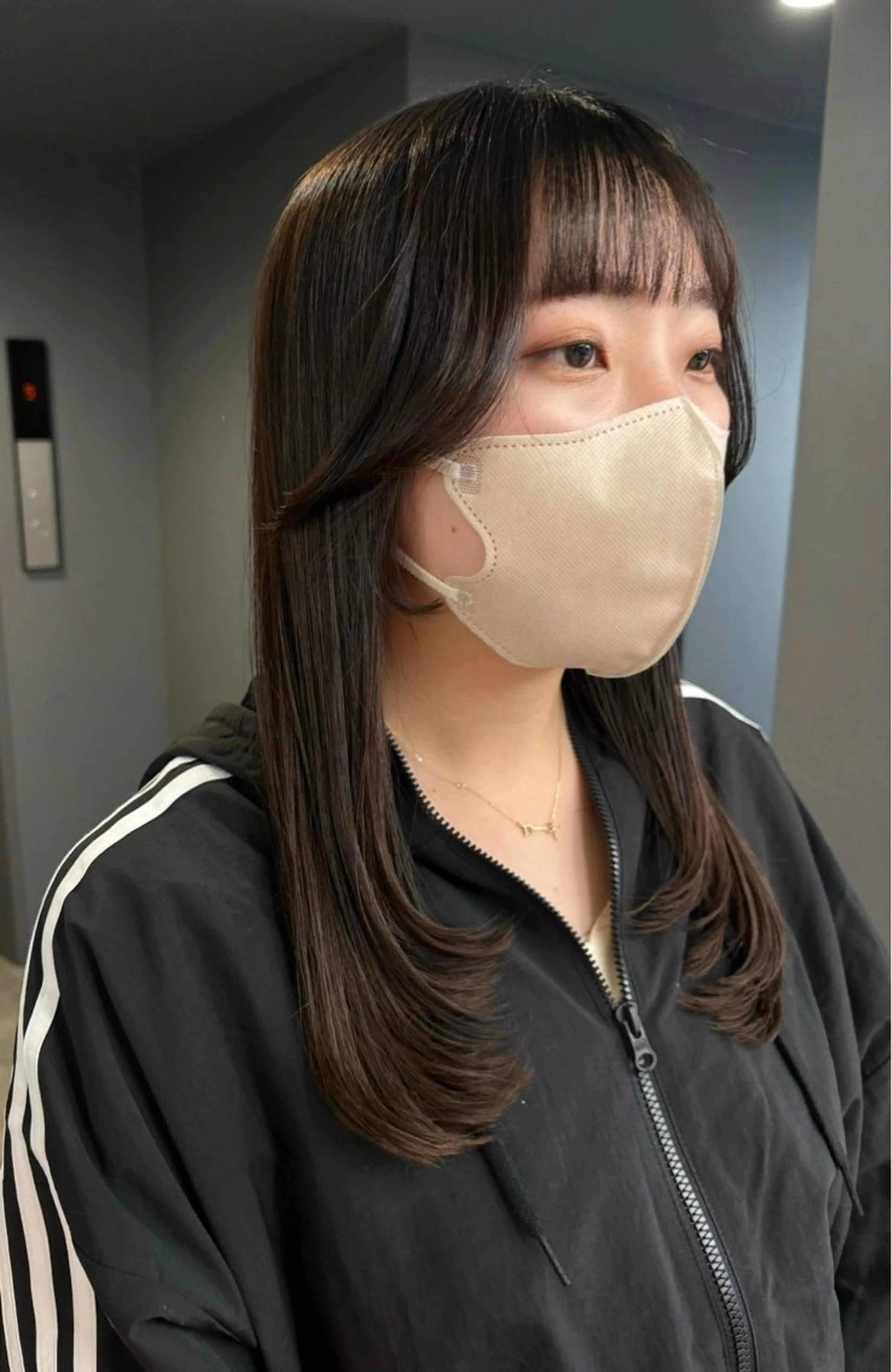 ミディアム 片山 朝陽のヘアスタイル