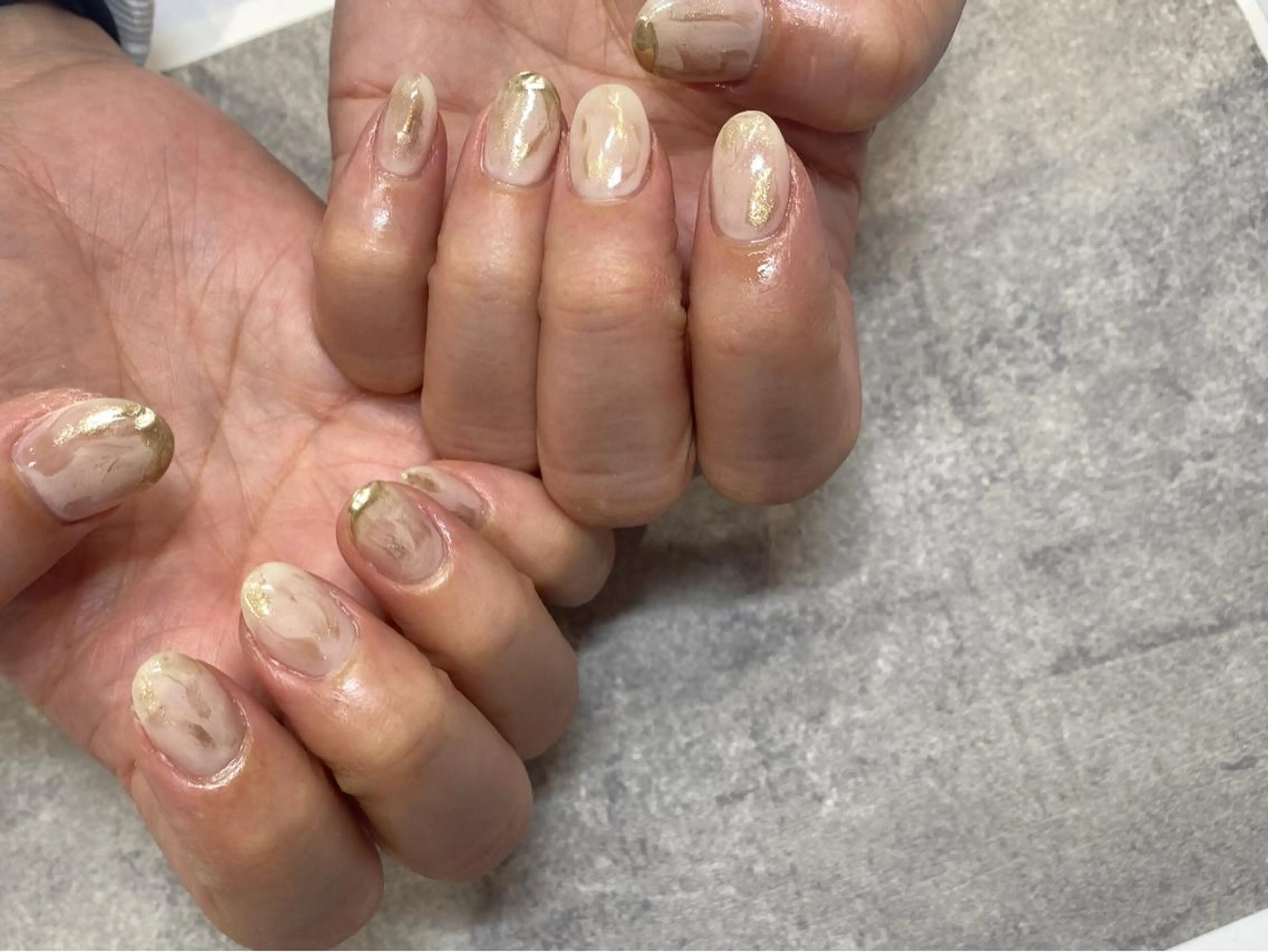 ネイル ハンドネイル NINEnami ニュアンスネイルのネイルデザイン