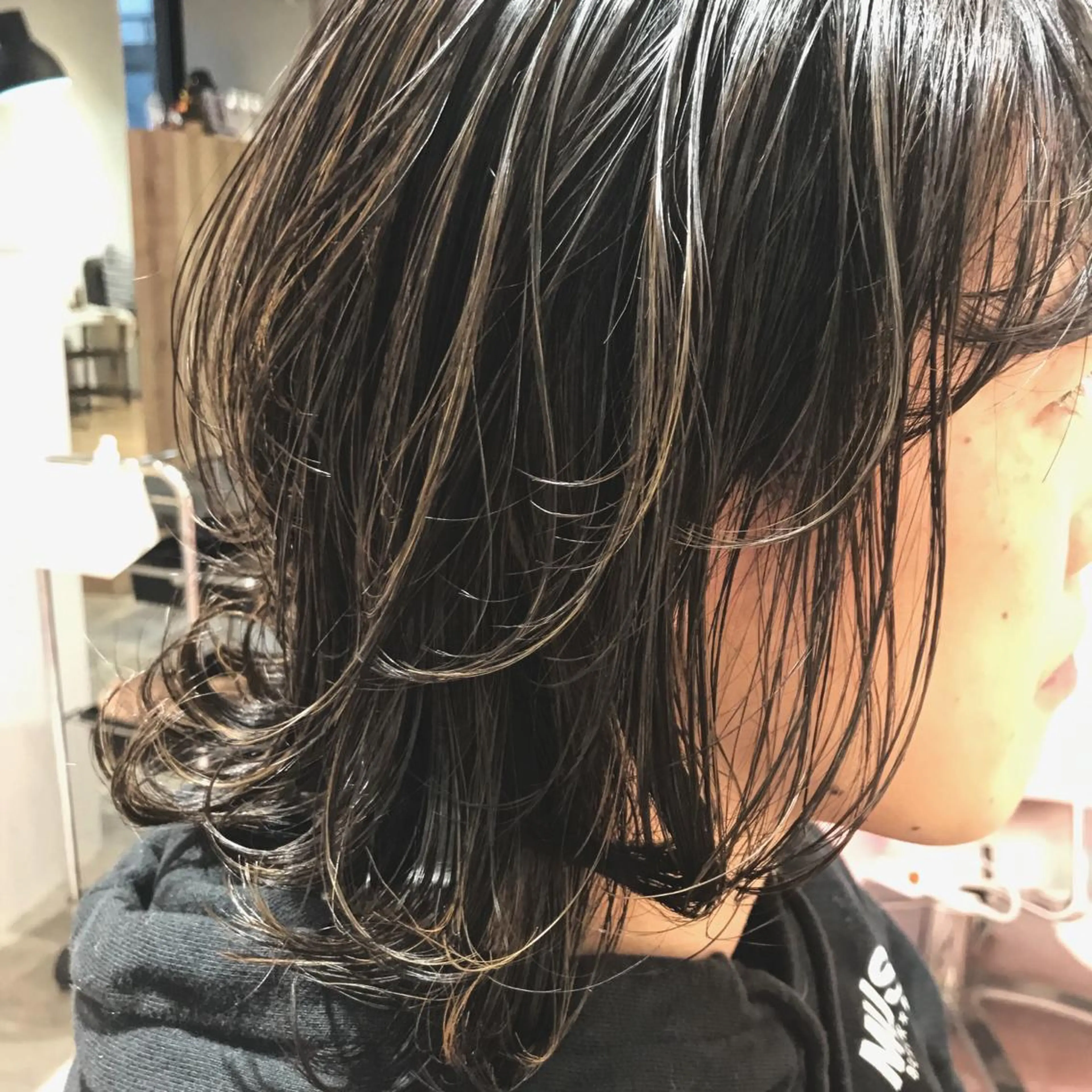 ショート ハイライト カット ヘアカラー トリートメント 所渉/韓国レイヤー /ウルフカットのヘアスタイル