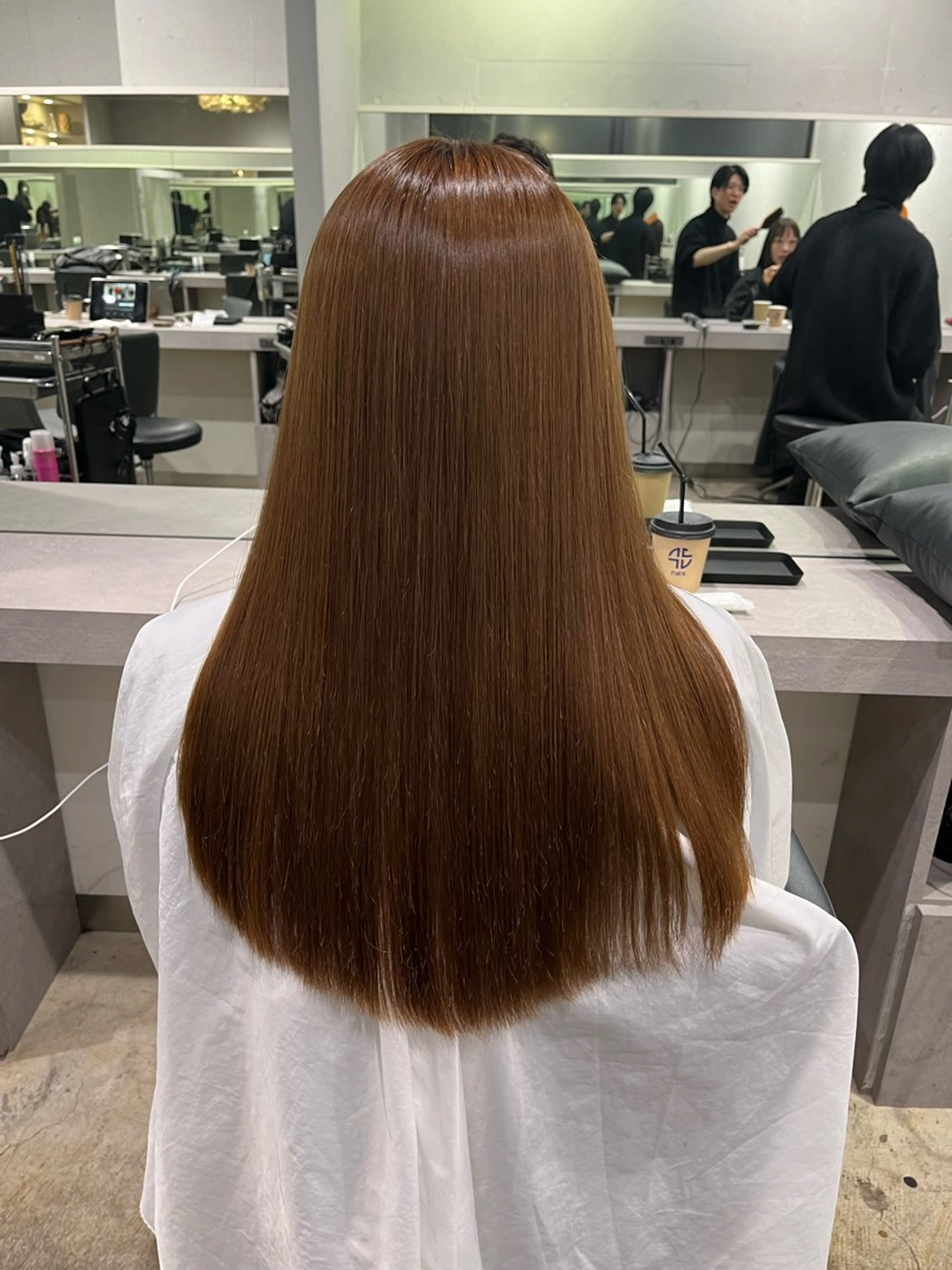 セミロング パーマ 縮毛矯正 韓国風レイヤー特化 いくたのヘアスタイル