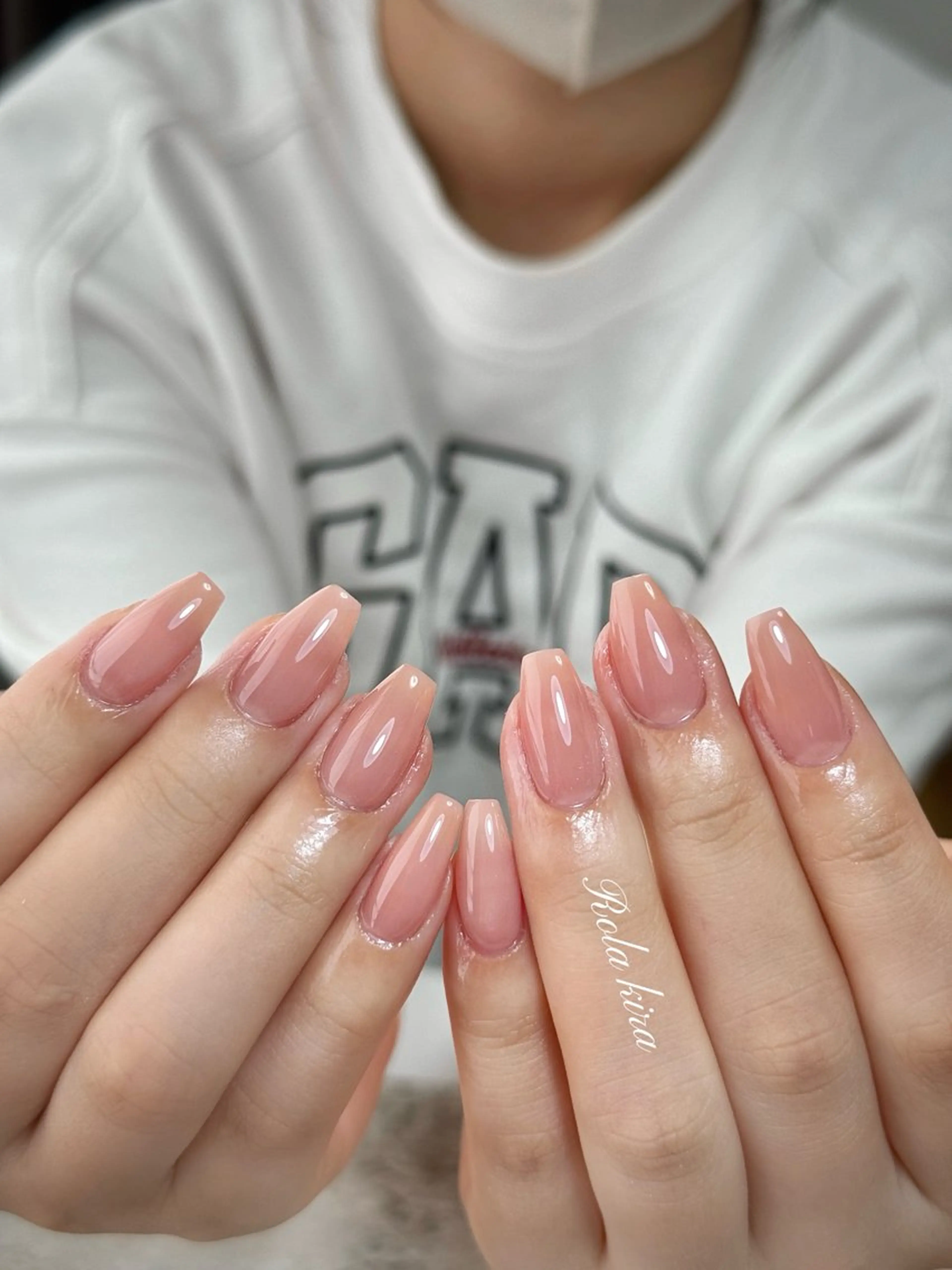 ネイル ジェルネイル ガーリー 氷ネイル・うるうるネイル ワンカラーネイル シンプルネイル ハンドネイル Rola kira nail salon所属・Rola kira 麗のネイルデザイン