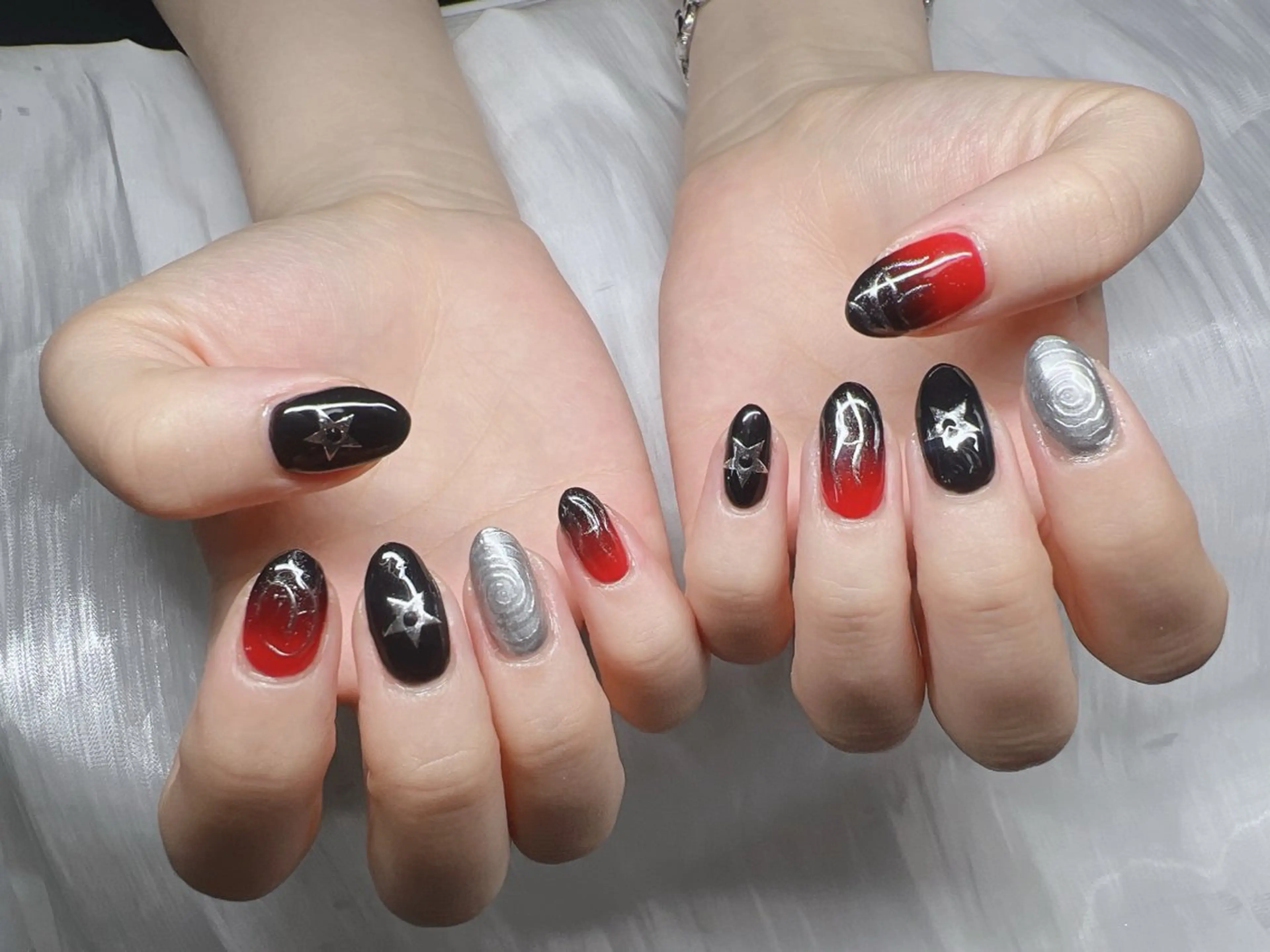 ネイル 長さ出し グラデーション キラキラネイル マグネットネイル ニュアンスネイル ハンドネイル Lee Nails チップ長さだし専門店のネイルデザイン