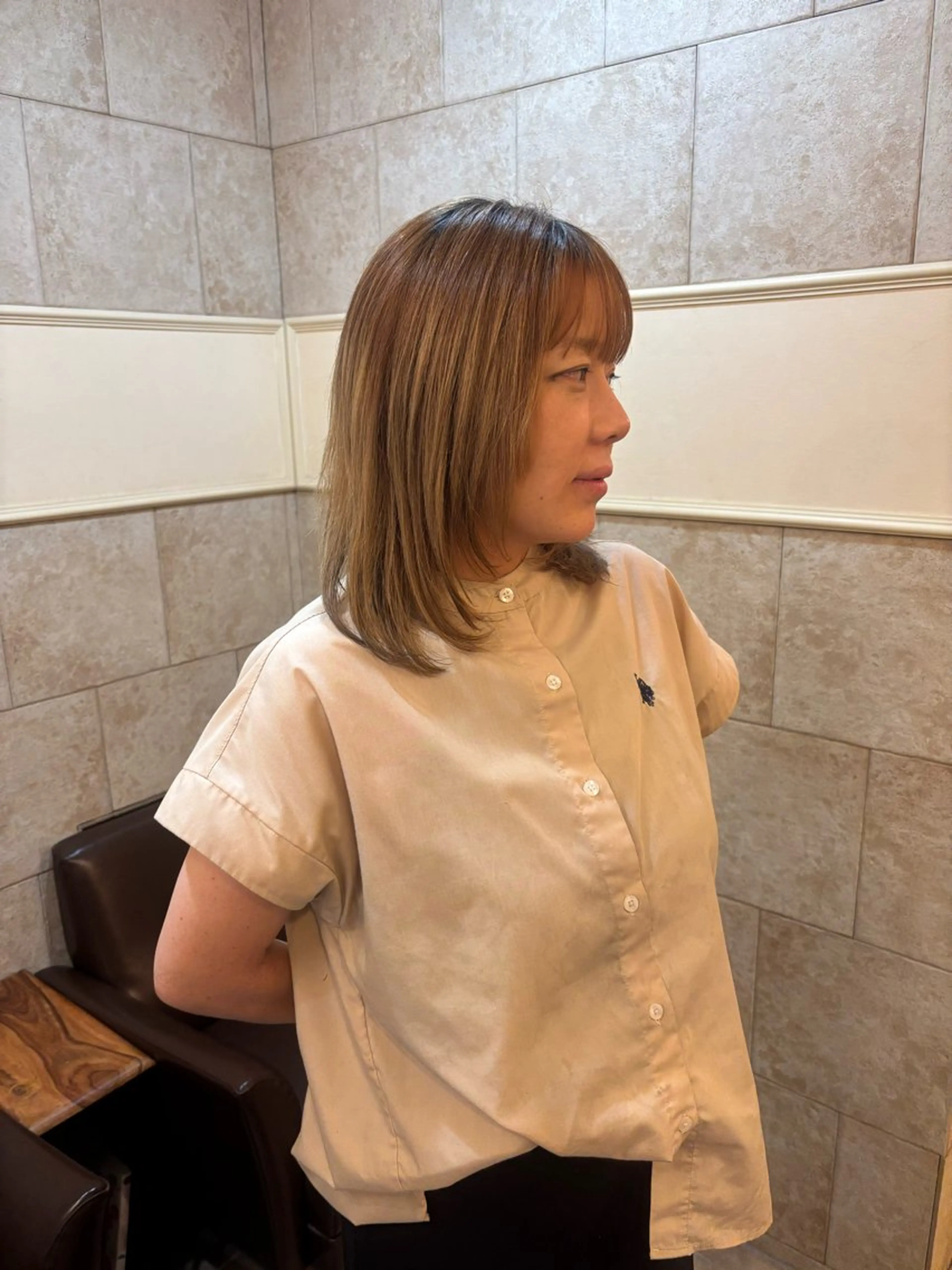 ミディアム レイヤーカット hair &make Azure所属・恩田 美波のヘアスタイル