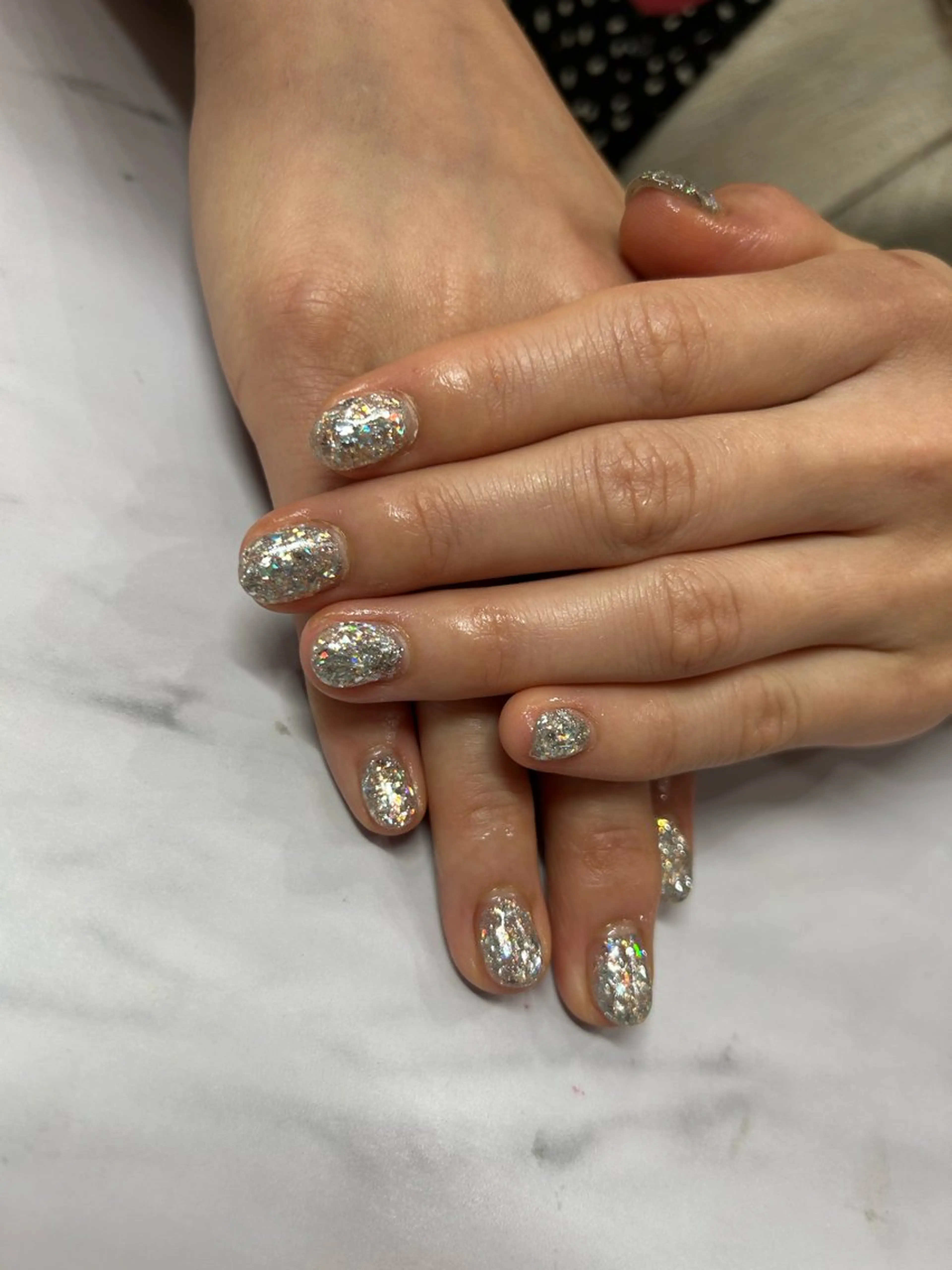 ネイル ラメ(グリッター) ワンカラーネイル ネイルサロンエーナインイオンモール苗穂店所属・N. kurumiのネイルデザイン