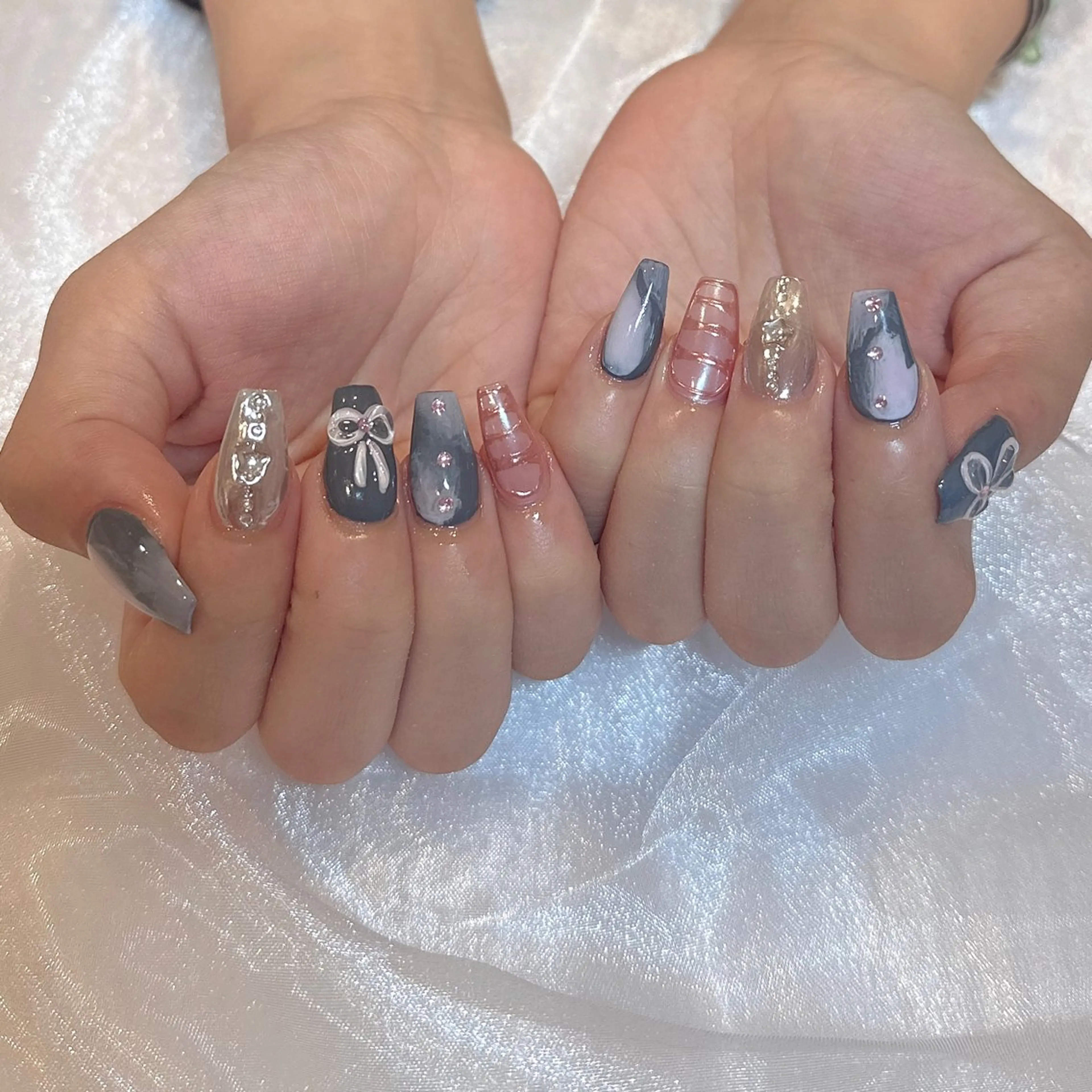 ネイル ハンドネイル She nail studio 原宿店所属・いいだえみ ୨୧ᵕ̤ᴗᵕ̤)のネイルデザイン