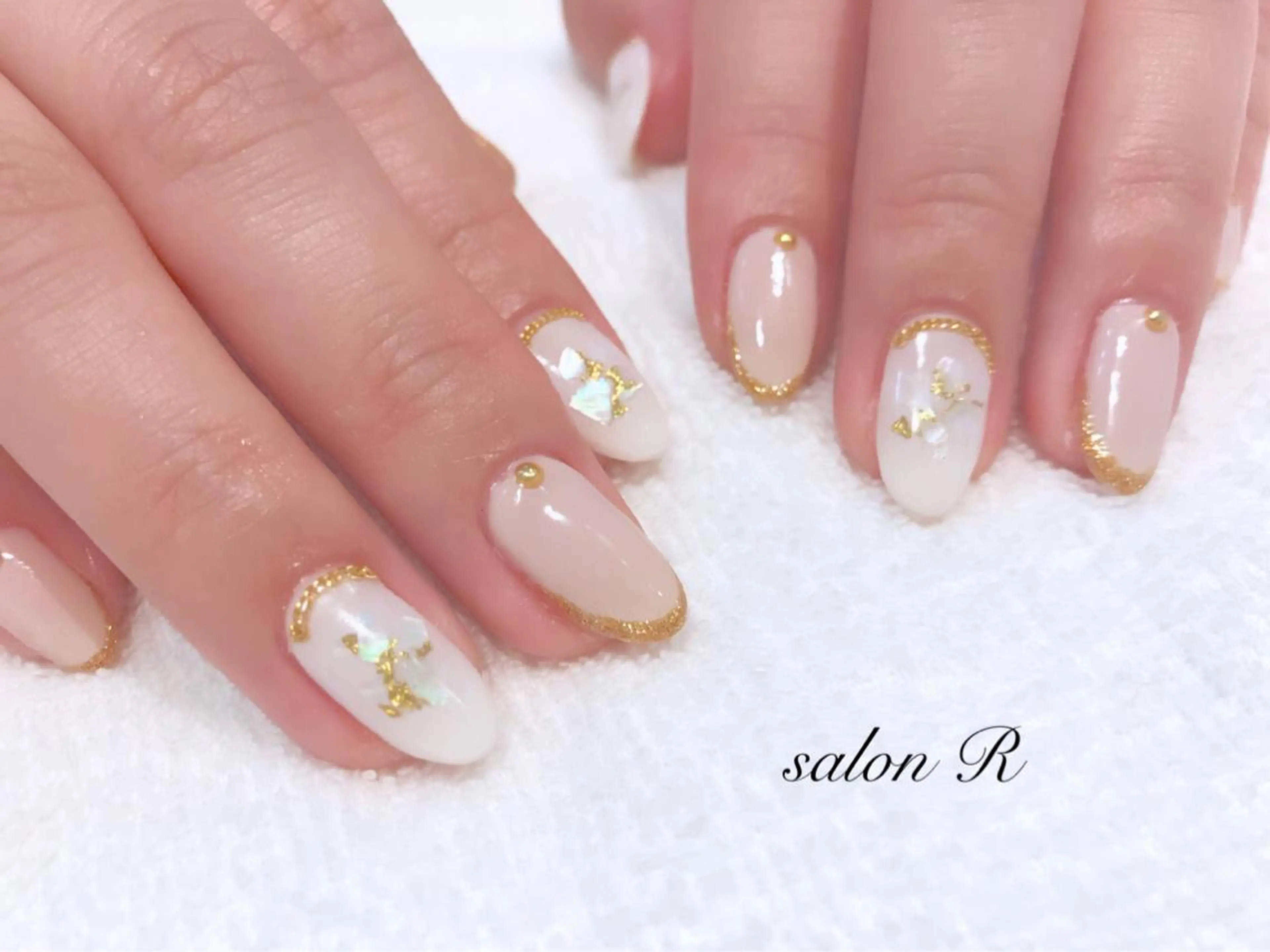 ネイル フレンチネイル ハンドネイル Re Pearl～コーディネートサロン～ 市駅前店所属・NARUMI HYODOのネイルデザイン