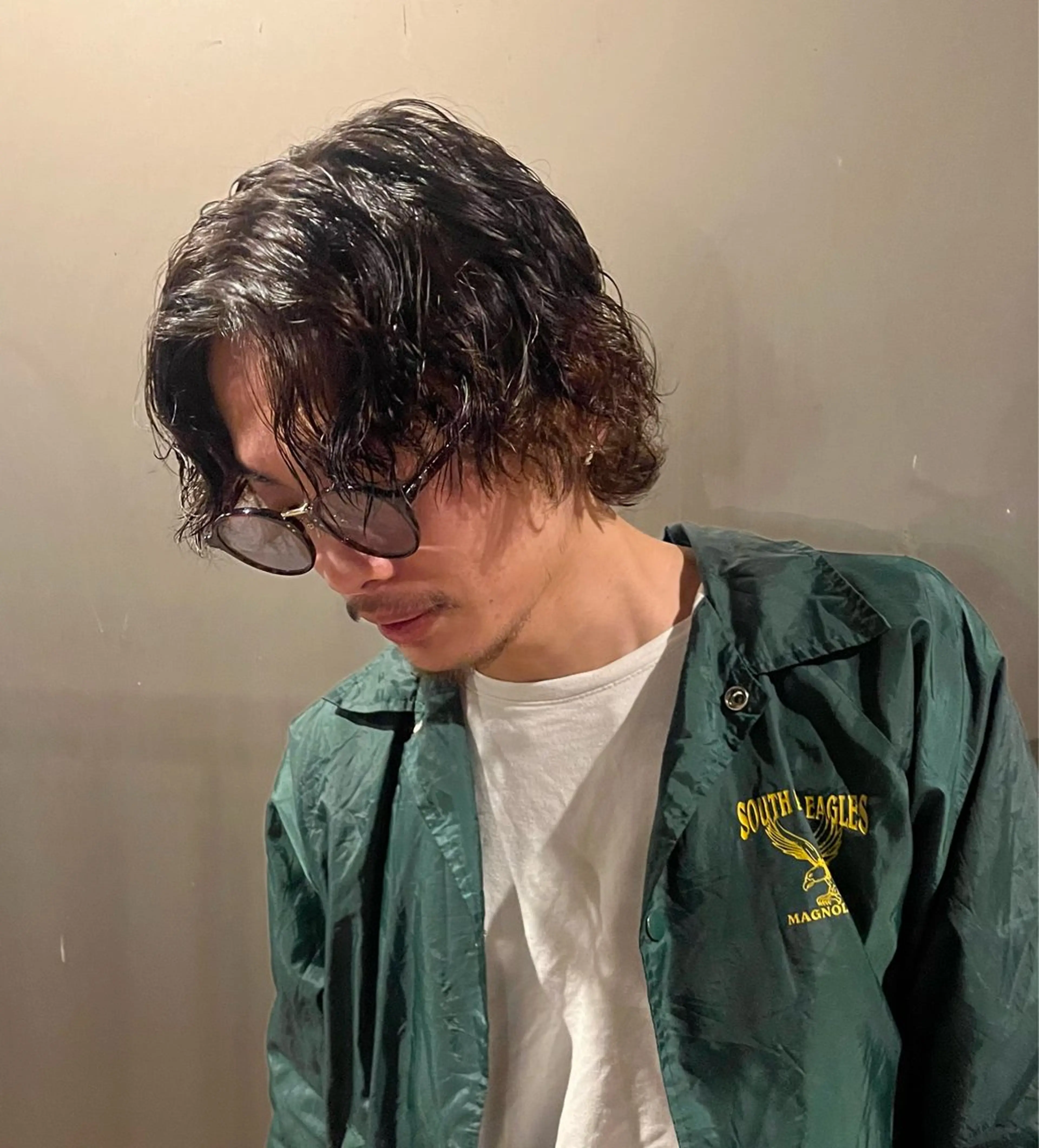 メンズ カット パーマ あやか/ベージュ /透け感カラーのヘアスタイル