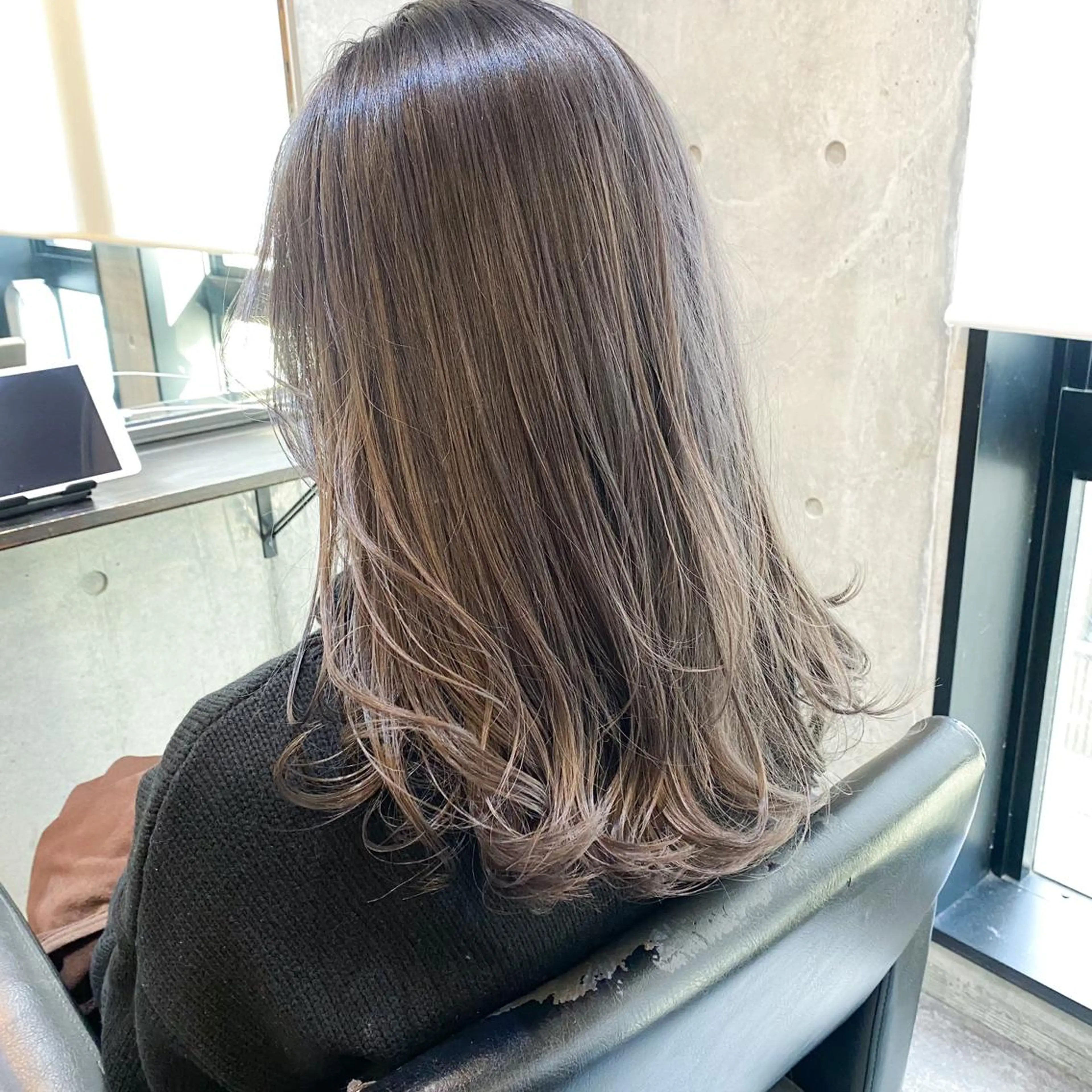 ロング 艶髪ブリーチ 永井竜也のヘアスタイル