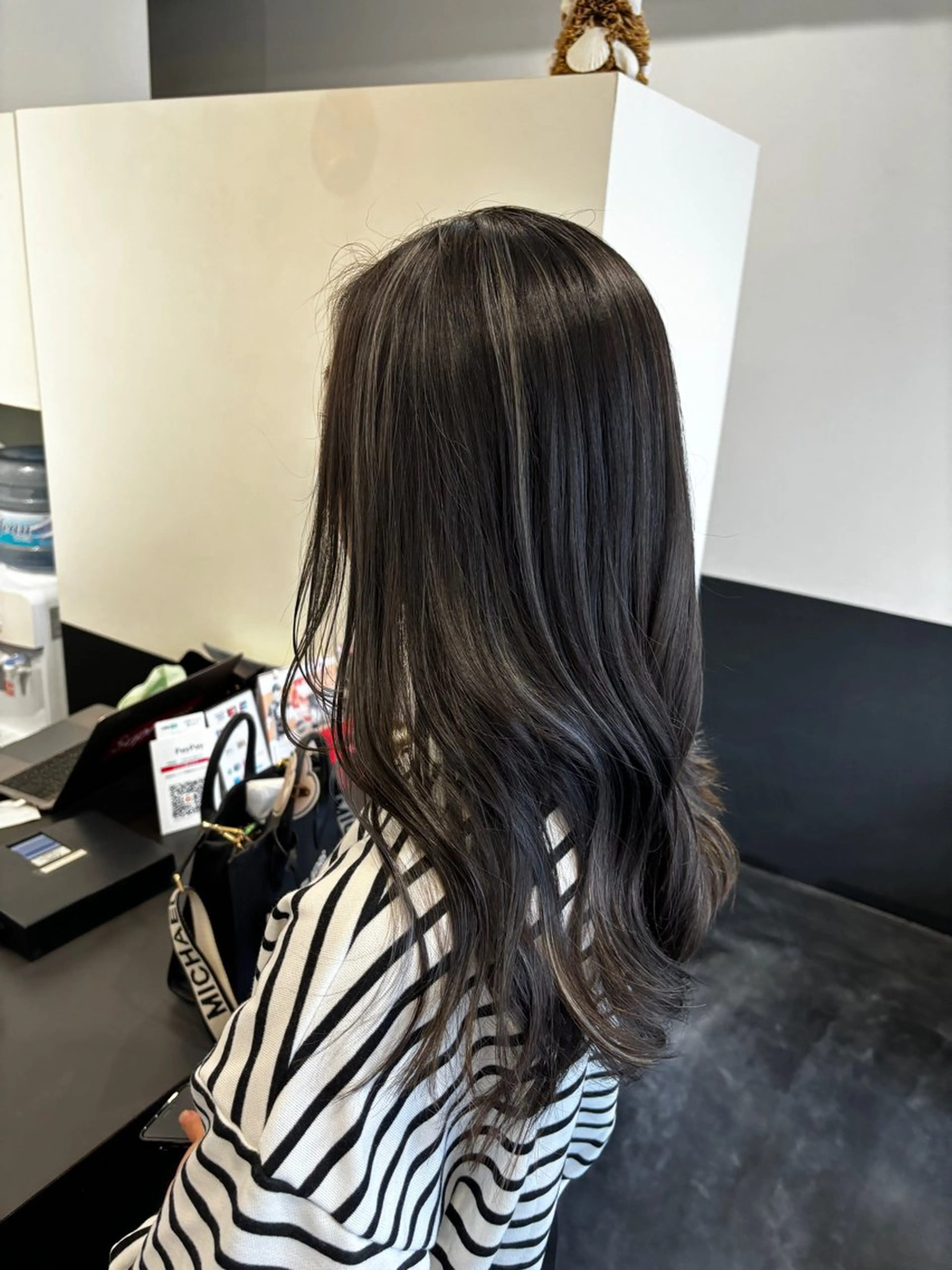 ロング ボブ 韓国風ヘア レイヤーカット ロング 縮毛矯正 miri.. yukinaのヘアスタイル