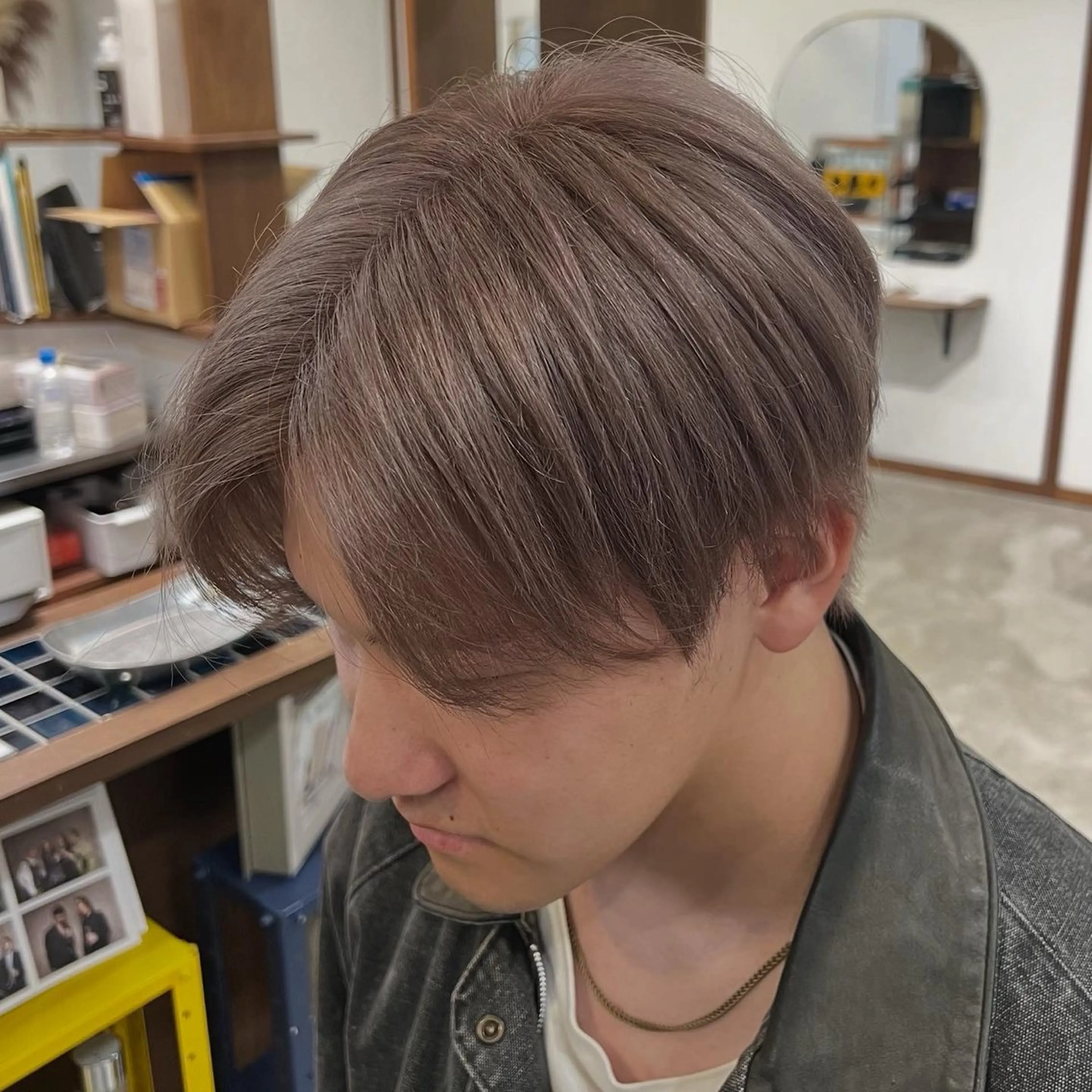 ショート カラー メンズ ヘアカラー トリートメント まろやかなベージュ 小池春樹のヘアスタイル