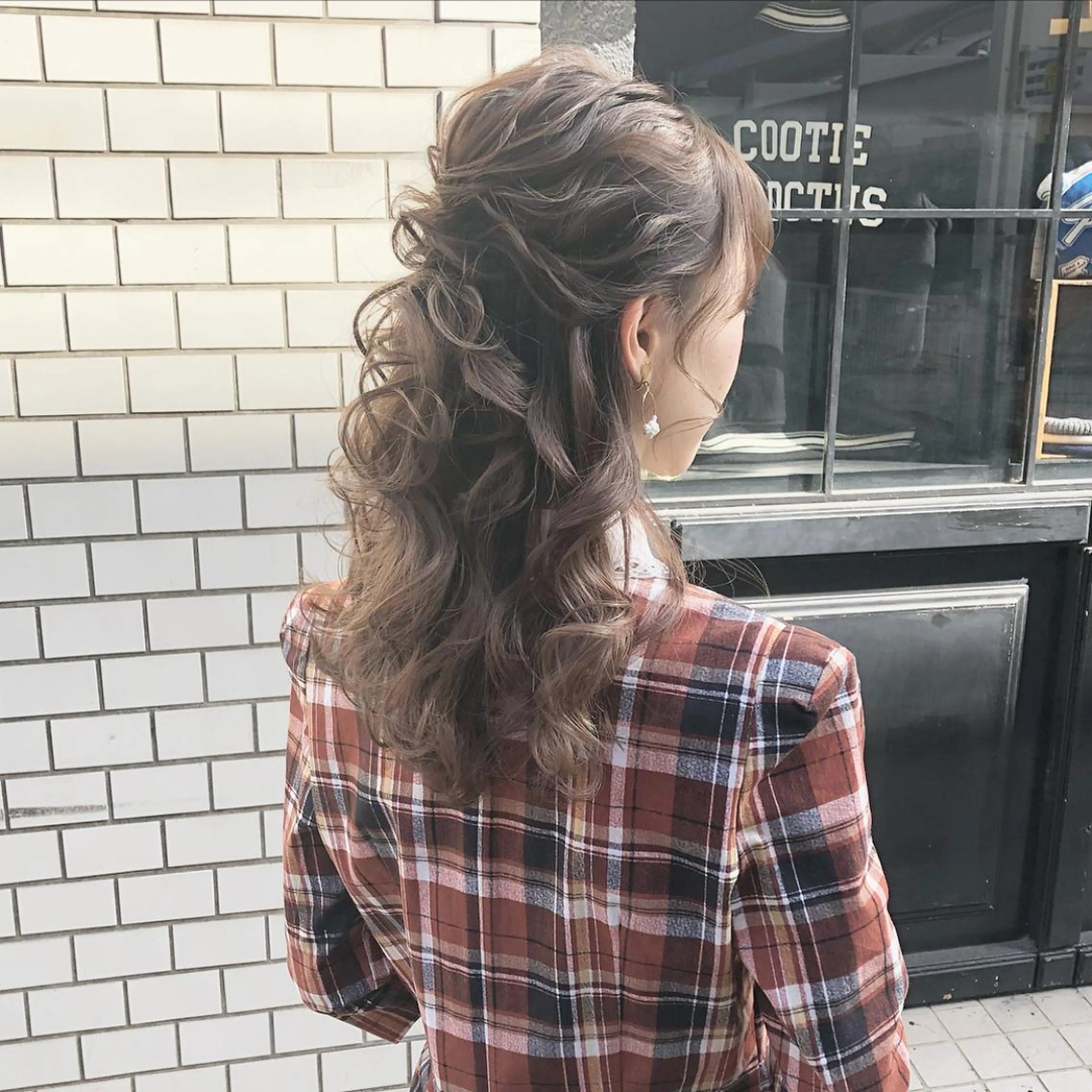 セミロング カラー ヘアアレンジ ハーフアップ autre所属・大久保 ひでなりのヘアスタイル