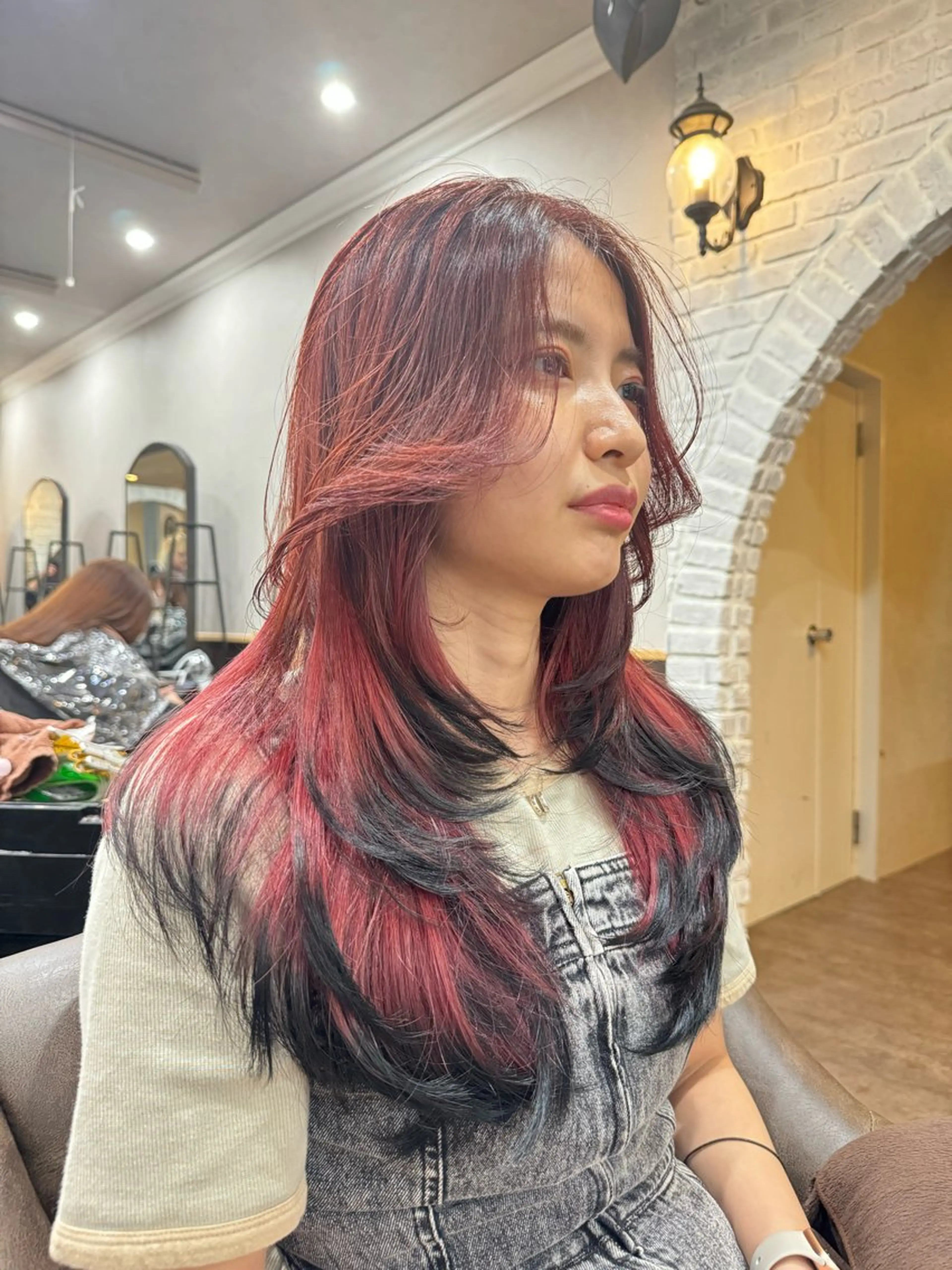 ロング カラー デザインカラー レイヤーカット レイヤー/艶カラー 🫧守利のヘアスタイル