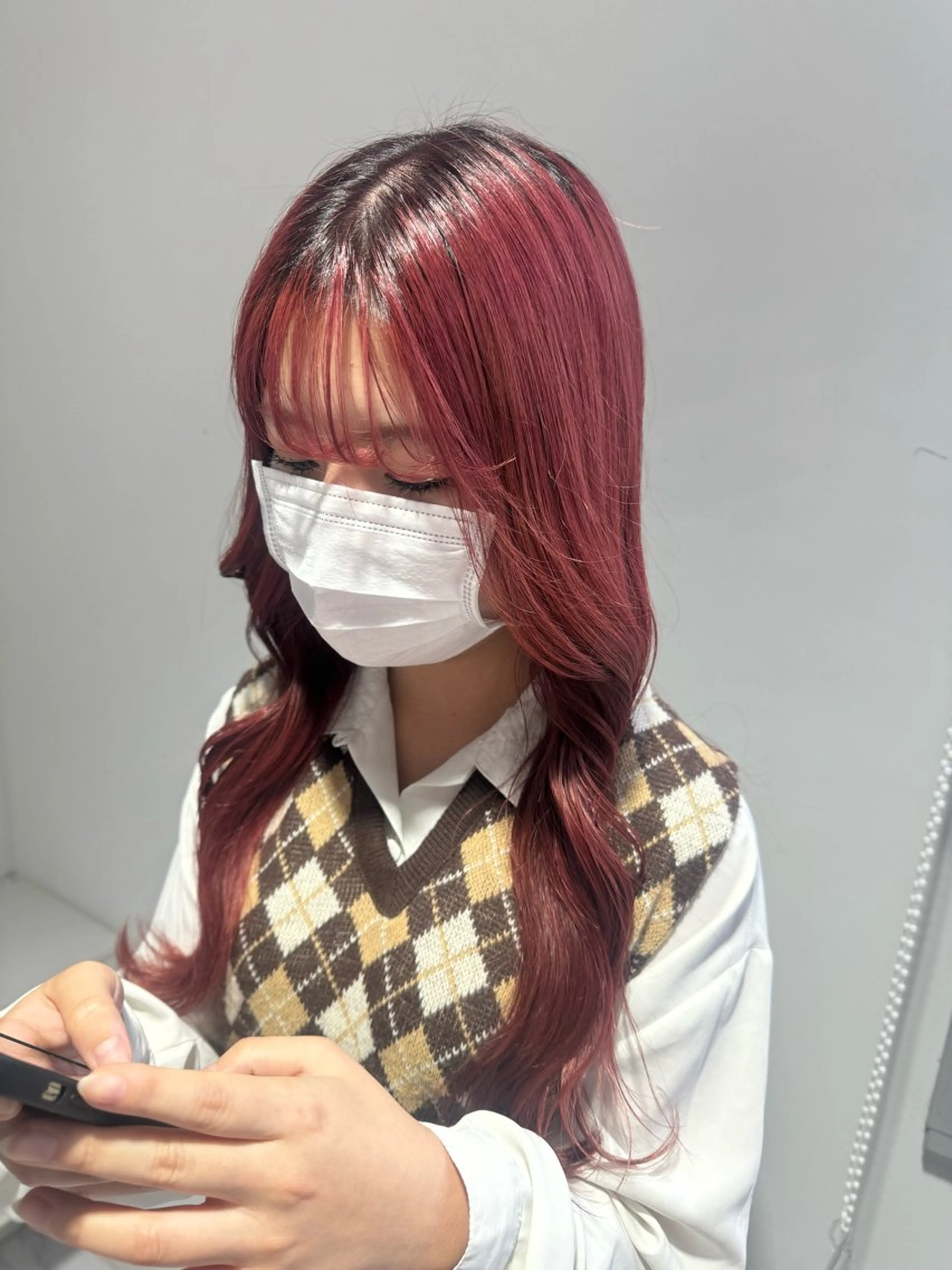 ロング カラー 内田 衣海のヘアスタイル