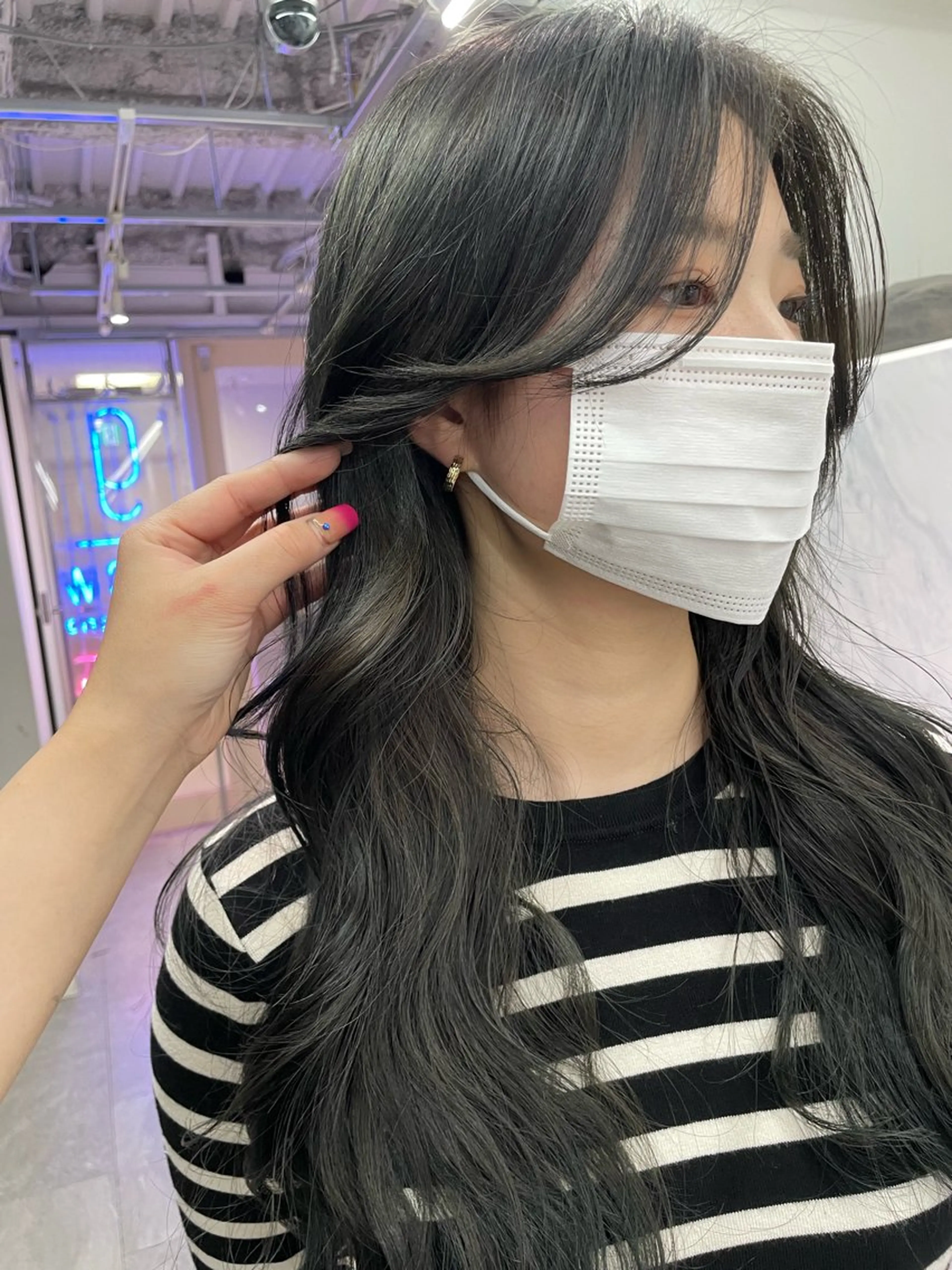 ロング カラー ヘアアレンジ 透明感カラー グレージュ オリーブグレージュ オリーブグレー 🪸ハイトーンカラー エクステmisakiのヘアスタイル