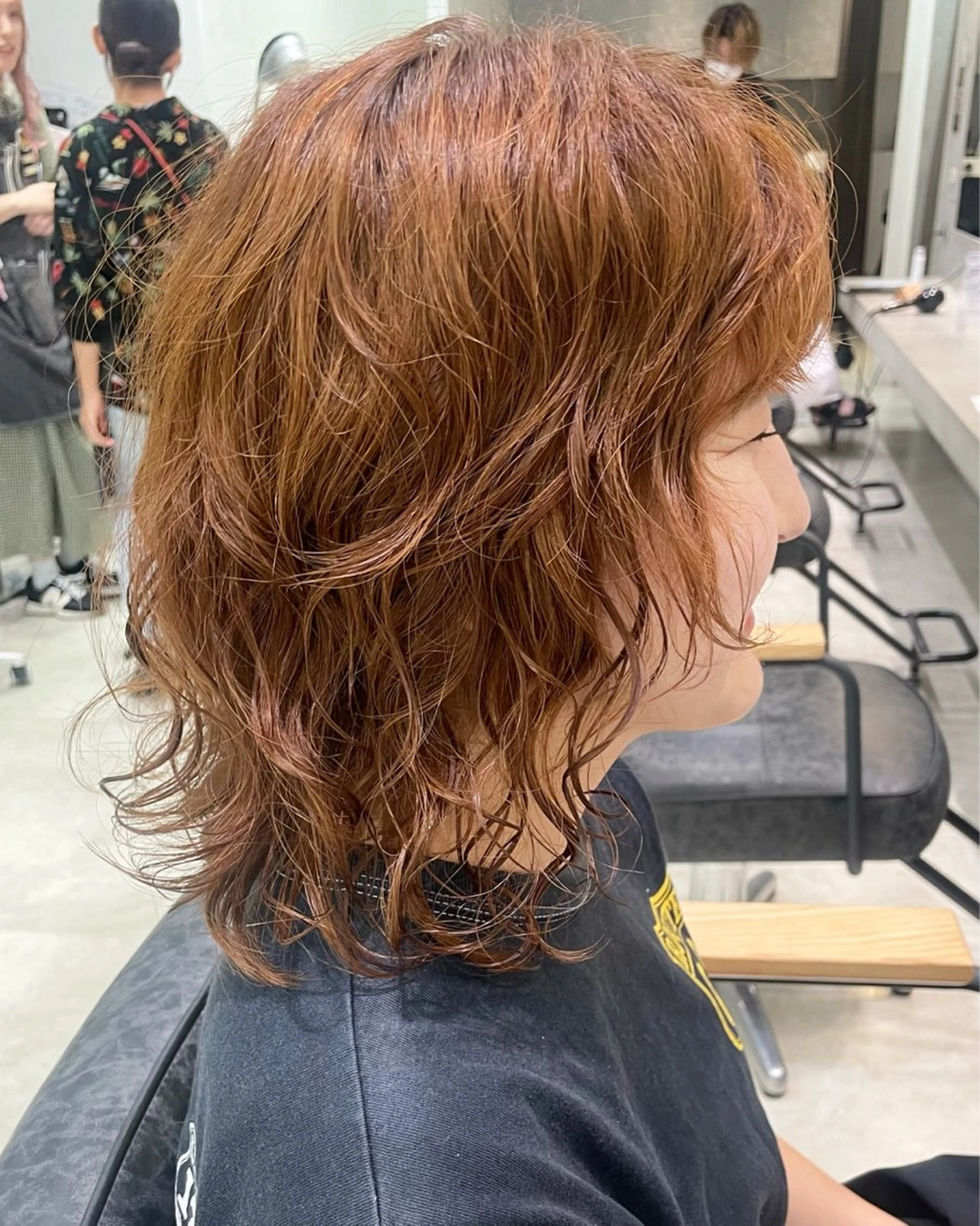 ミディアム パーマ 💫骨格診断カット 🌈KAHOのヘアスタイル