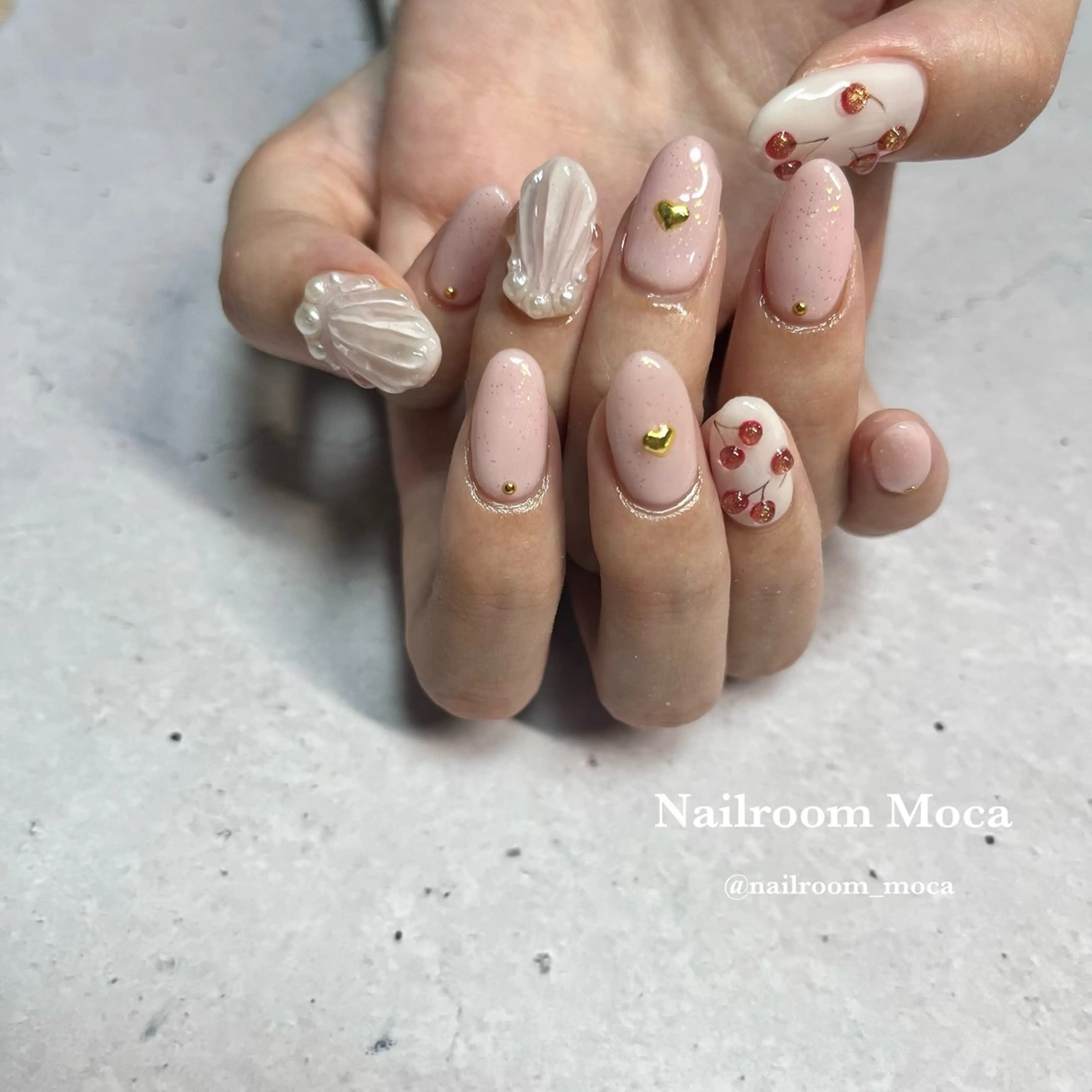 ネイル ガーリー Nailroom Mocaのネイルデザイン