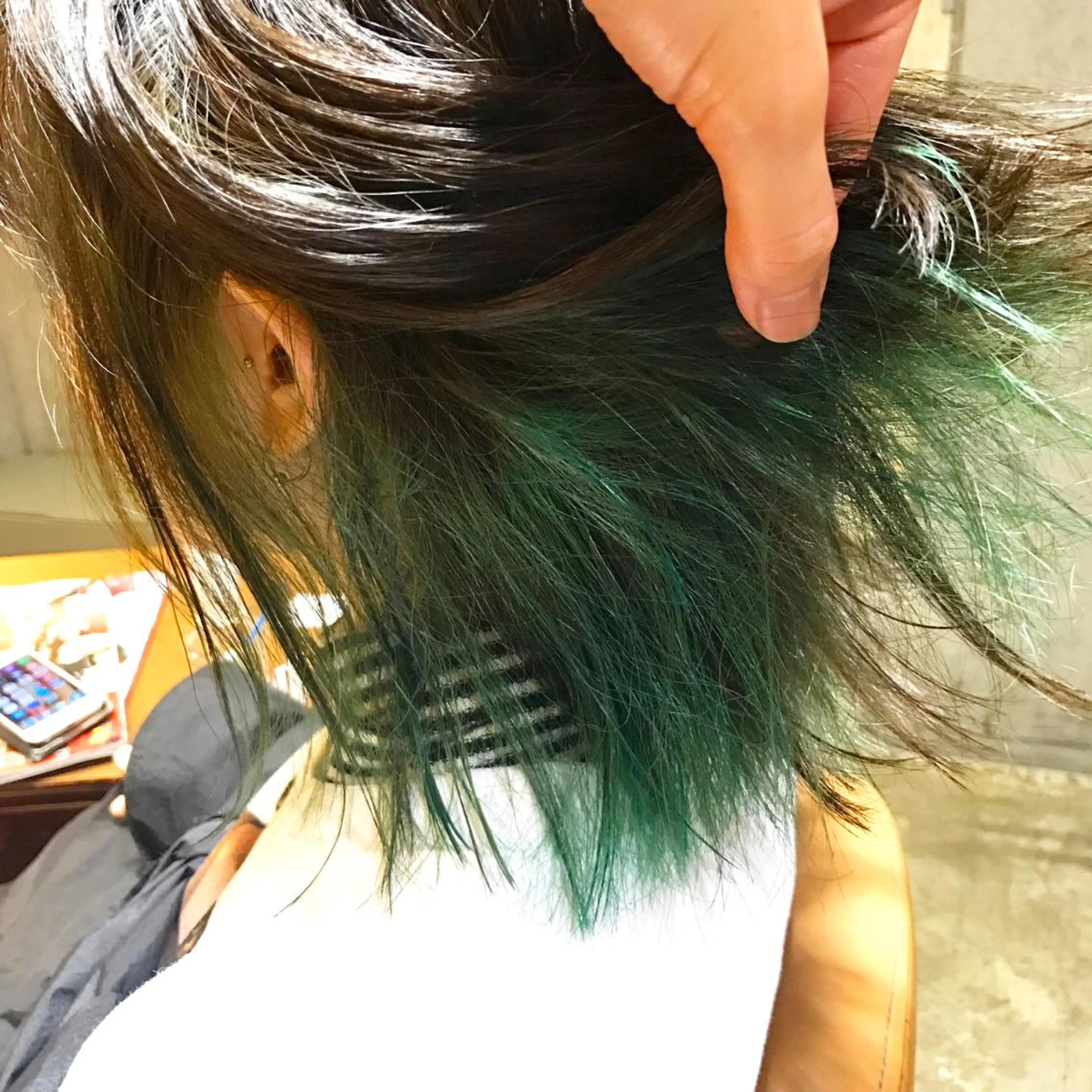 ショート カラー ダブルカラー 高比良 剛のヘアスタイル