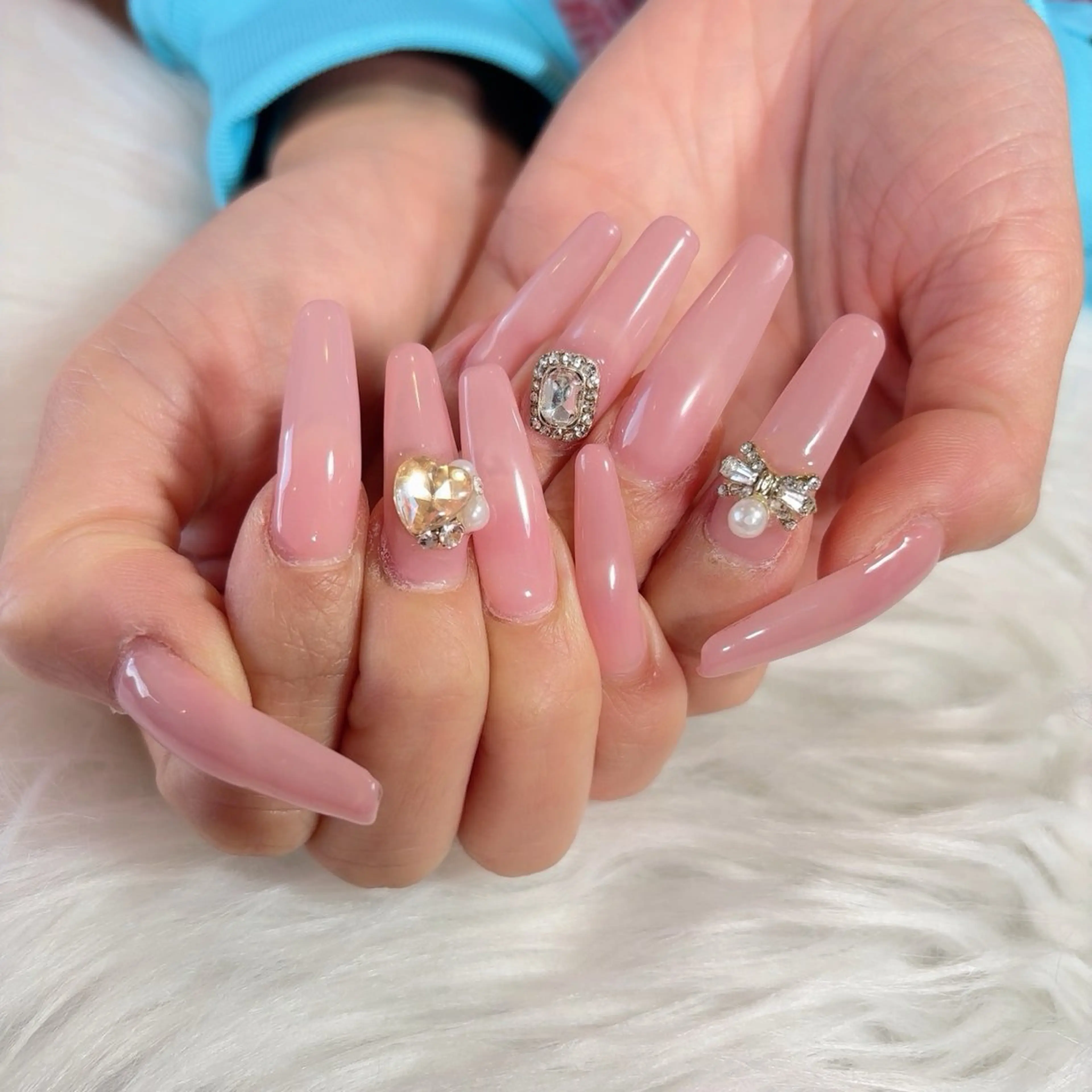 ネイル ピンク ピンクベージュ シンプルネイル ハンドネイル Mignon Reve所属・MignonReve ☺︎MIYUのネイルデザイン