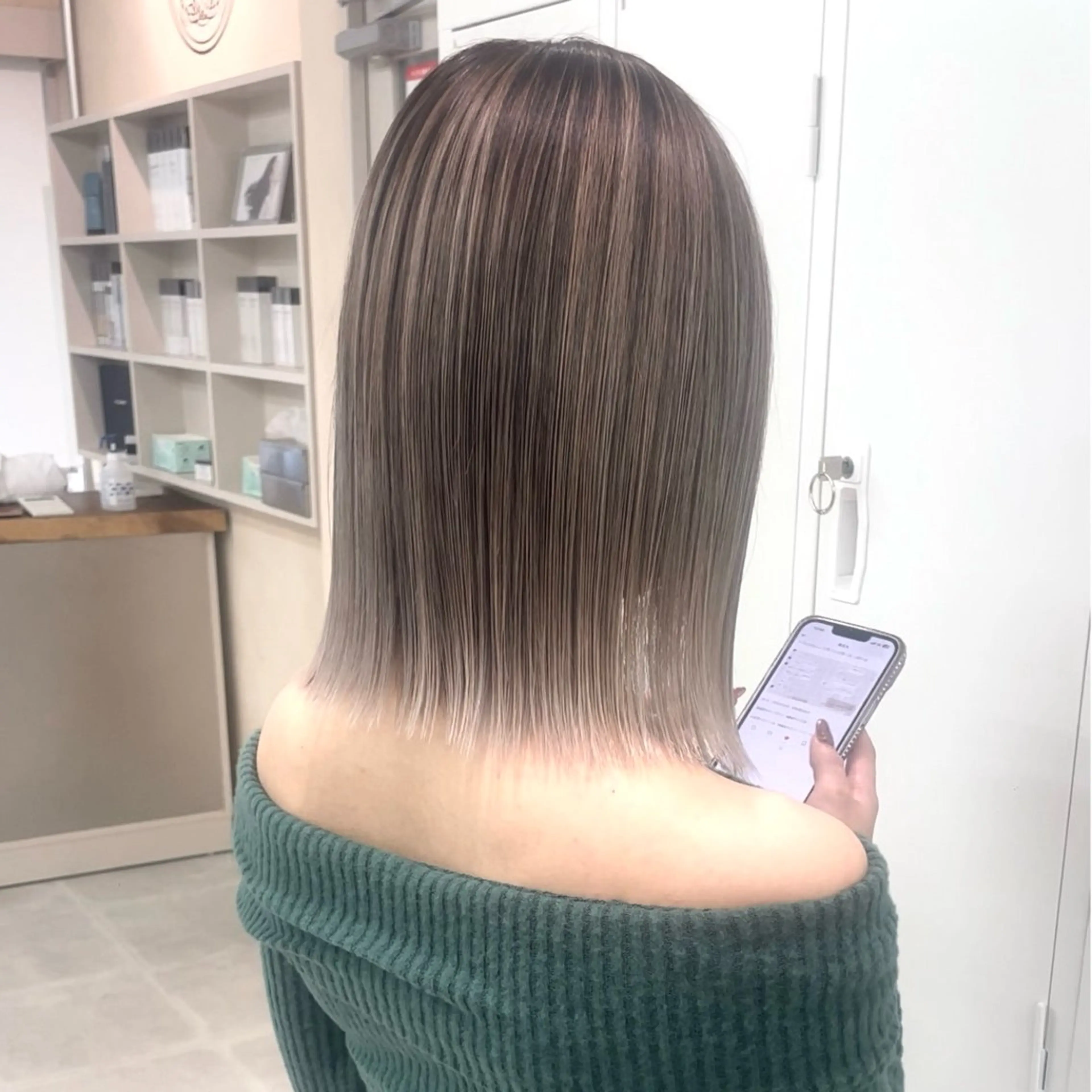 ミディアム カラー カット ヘアカラー トリートメント 奥山義進/ハイトーン /バレイヤージュのヘアスタイル