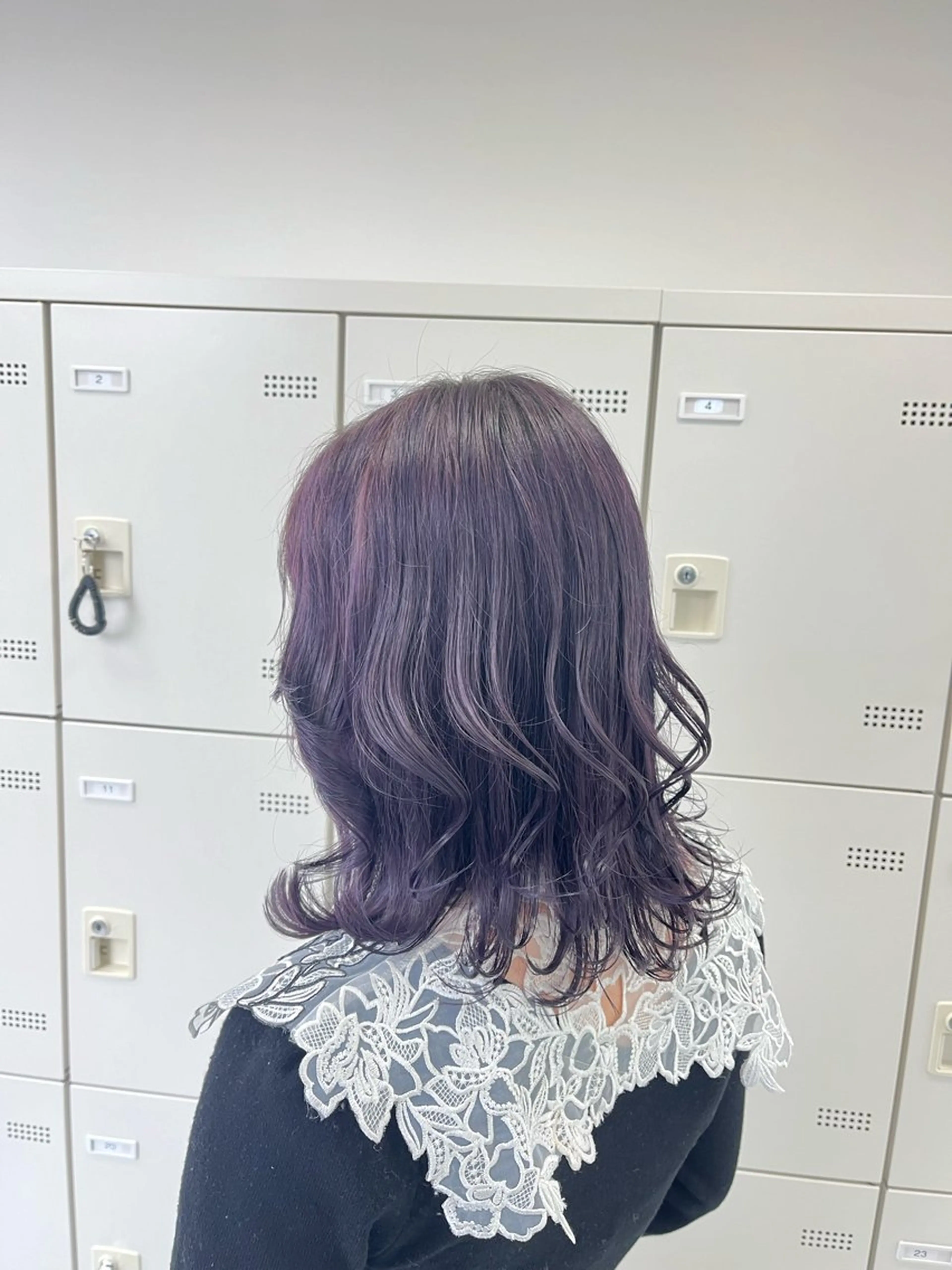 ロング ヘアカラー 大人上品🤍明るめ ベージュ🤍REOのヘアスタイル