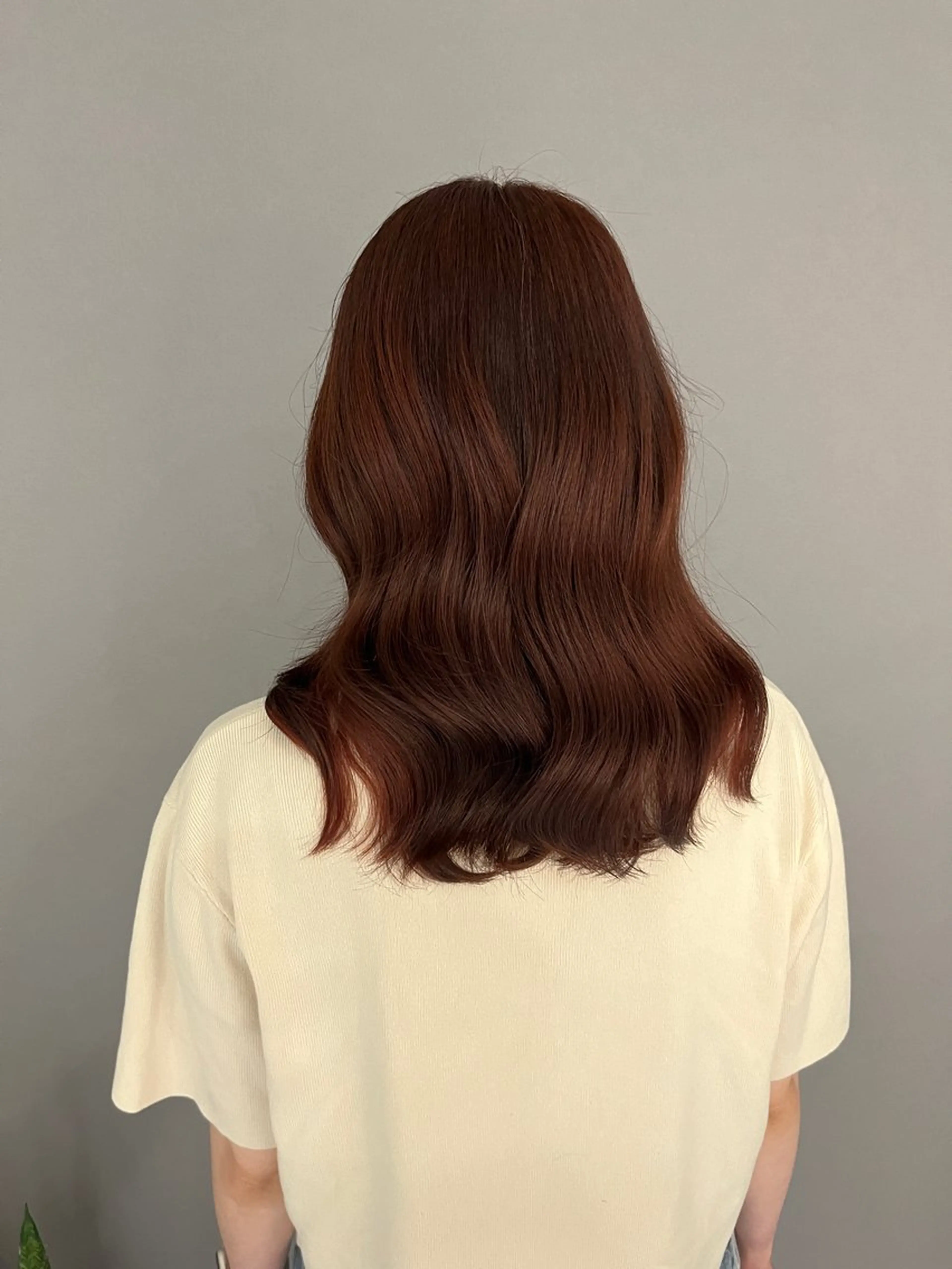ミディアム カラー ヘアカラー トリートメント 坂本 理輝のヘアスタイル