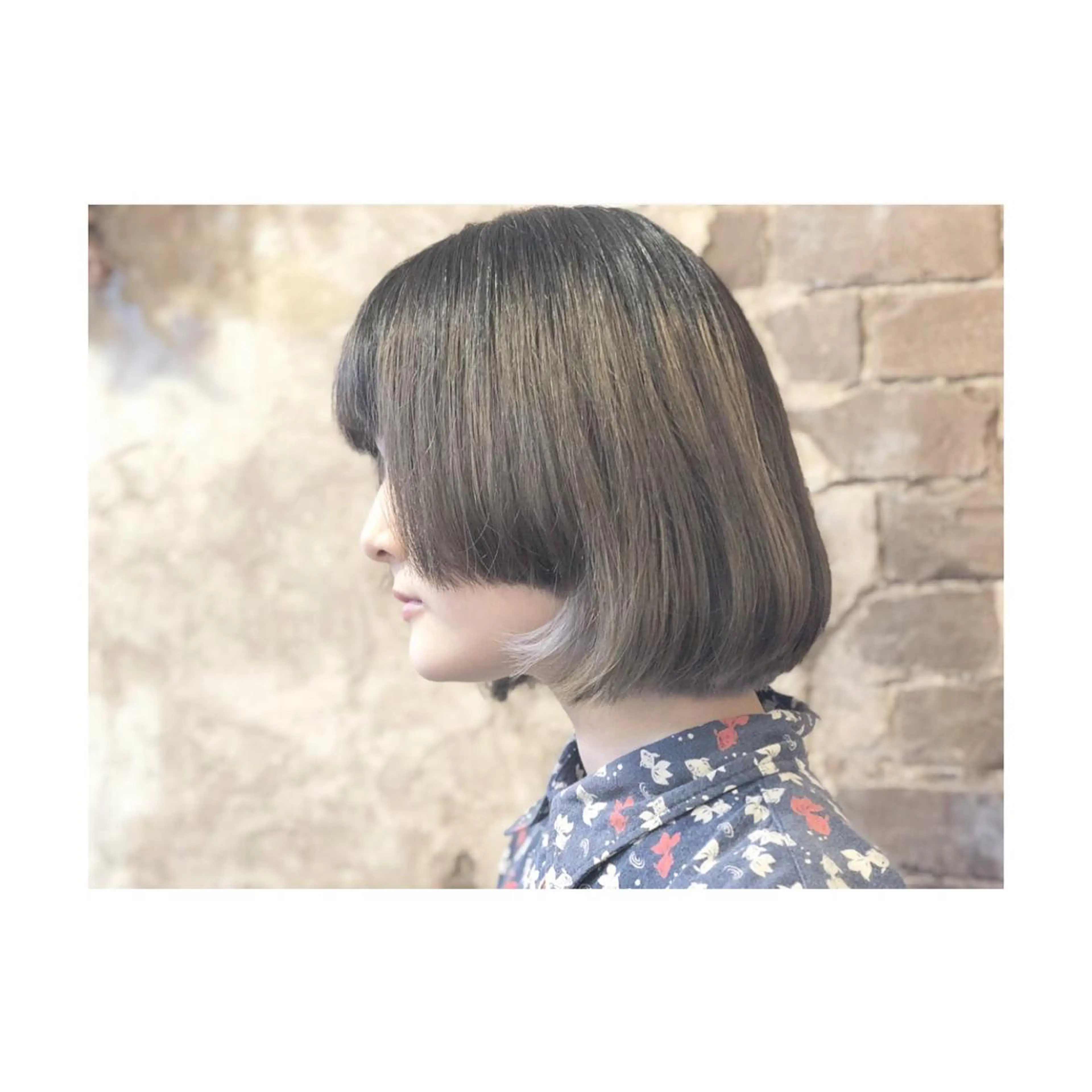 ショート カラー ブリーチ、パーマ 西部笑のヘアスタイル