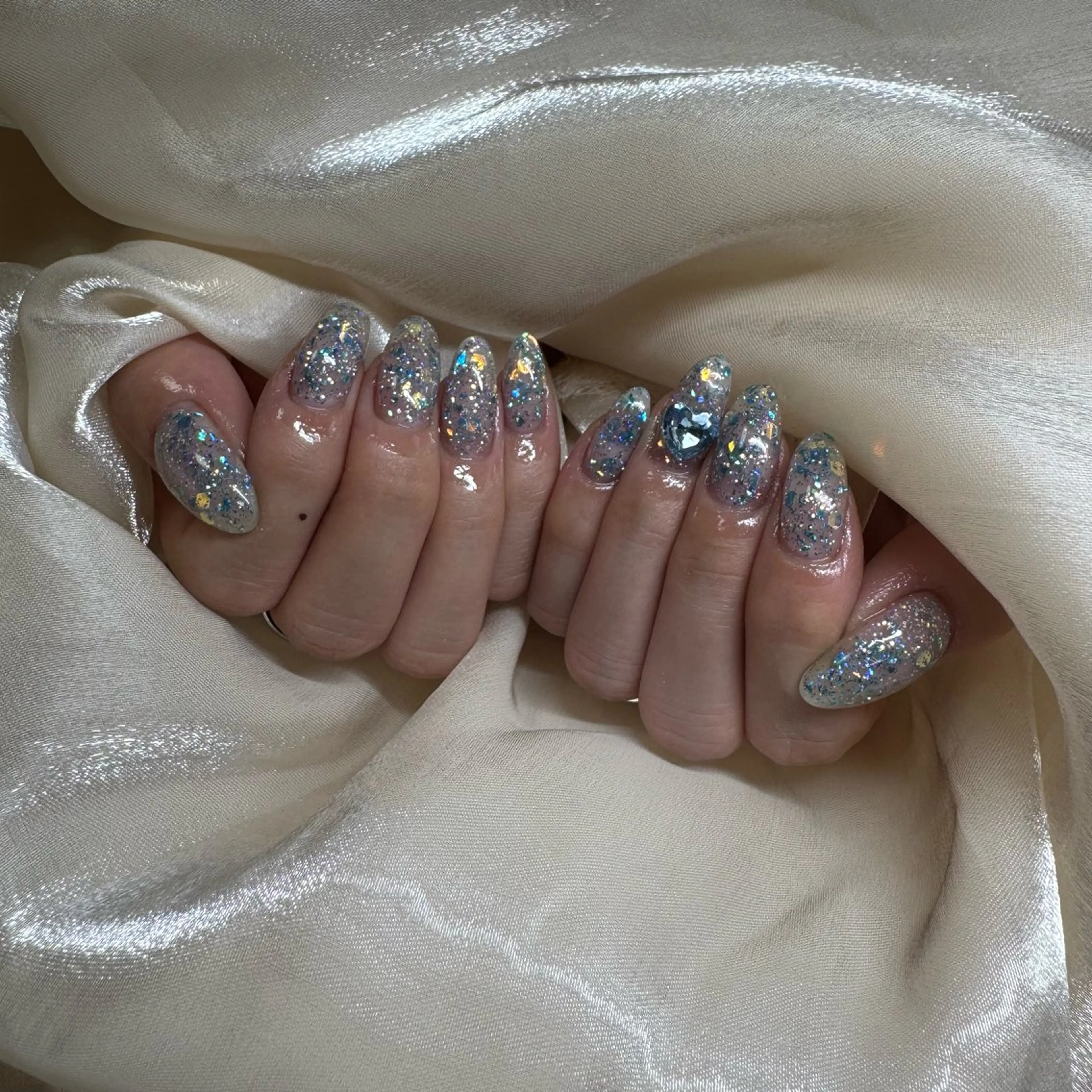 ミディアム nail salon  amour所属・井上 優愛のネイルデザイン