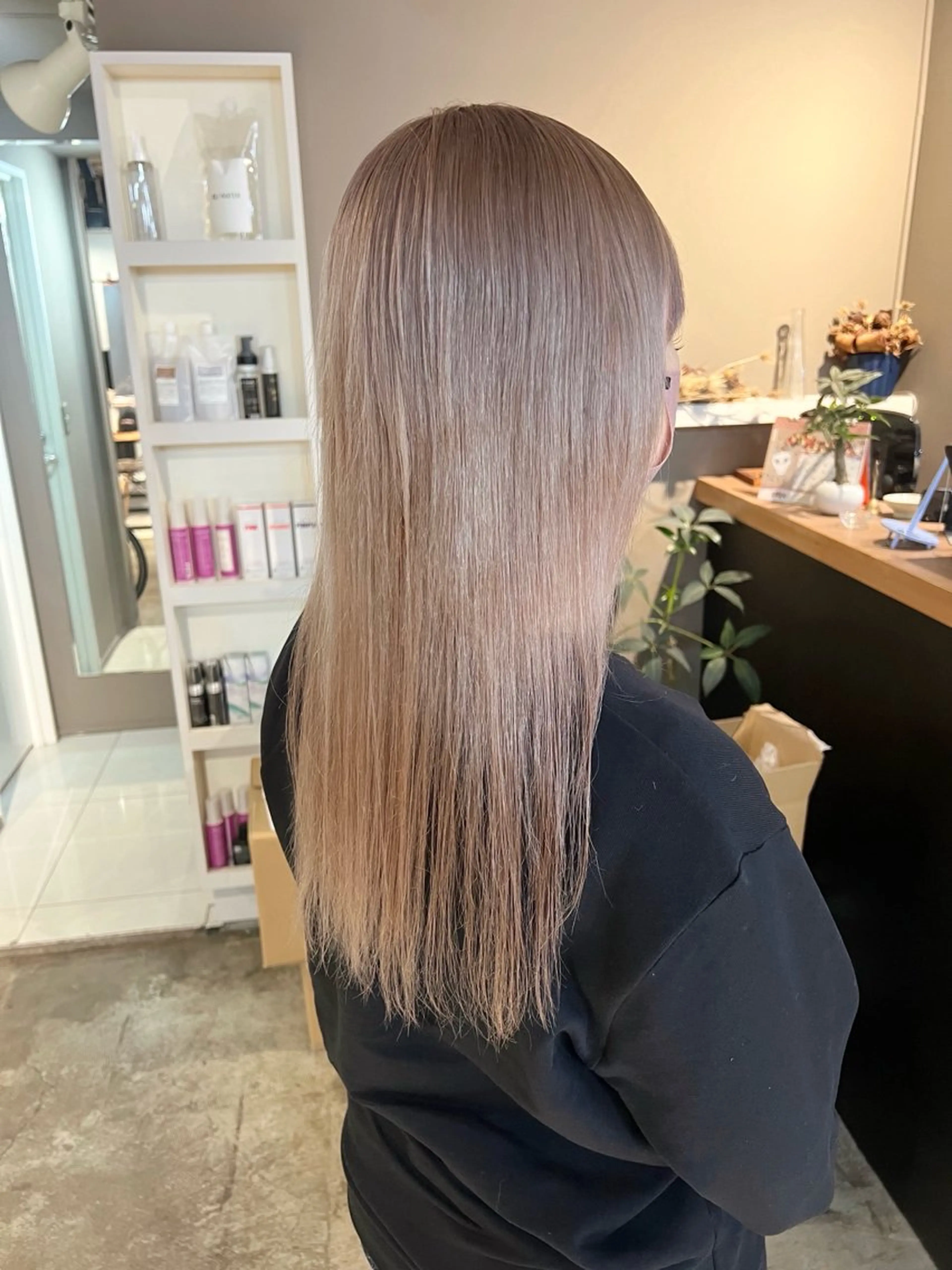 ロング カラー ブリーチ daiki 原宿のヘアスタイル