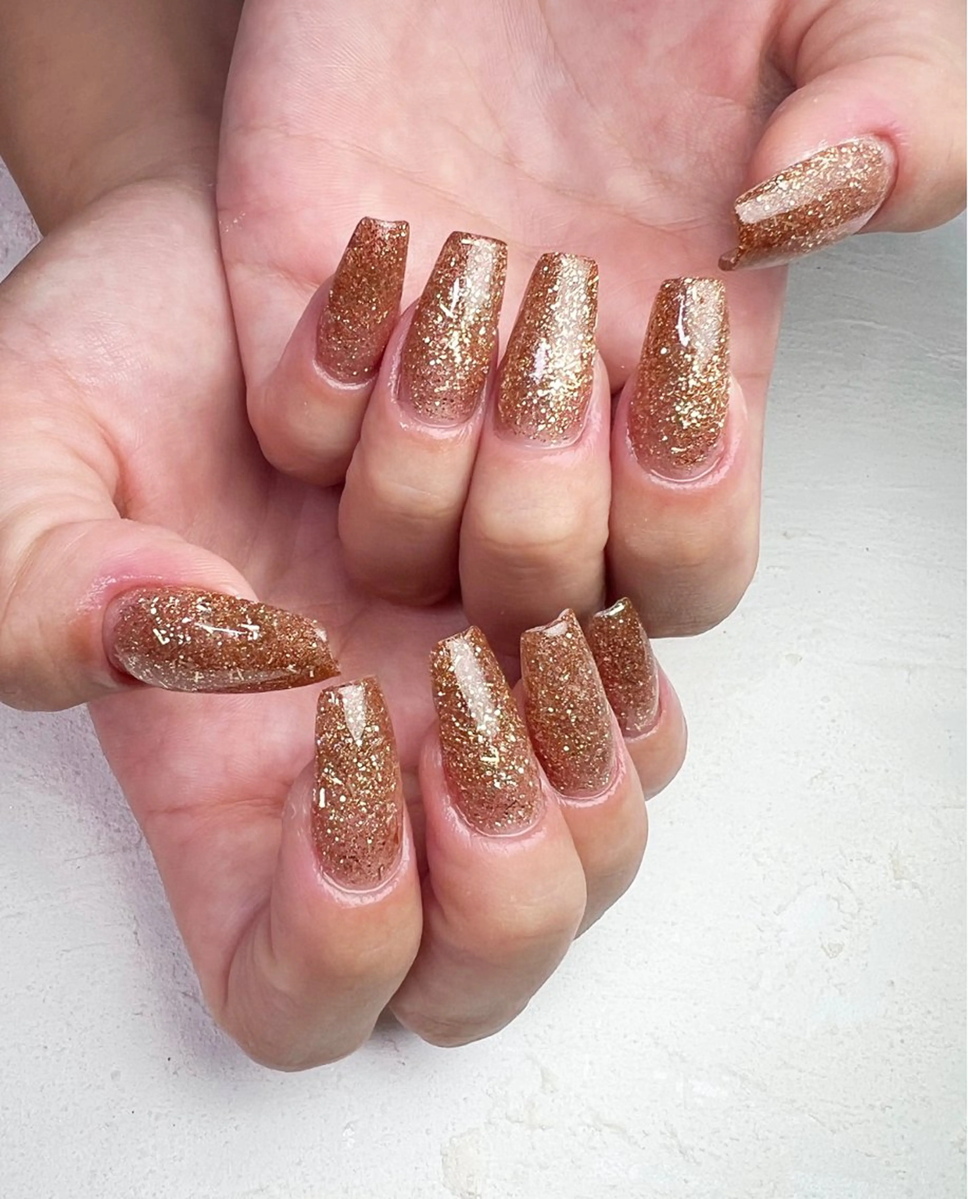 ネイル ブラウン ラメ(グリッター) スカルプネイル ハンドネイル ✾ NailRoom Latina🌻💓のネイルデザイン