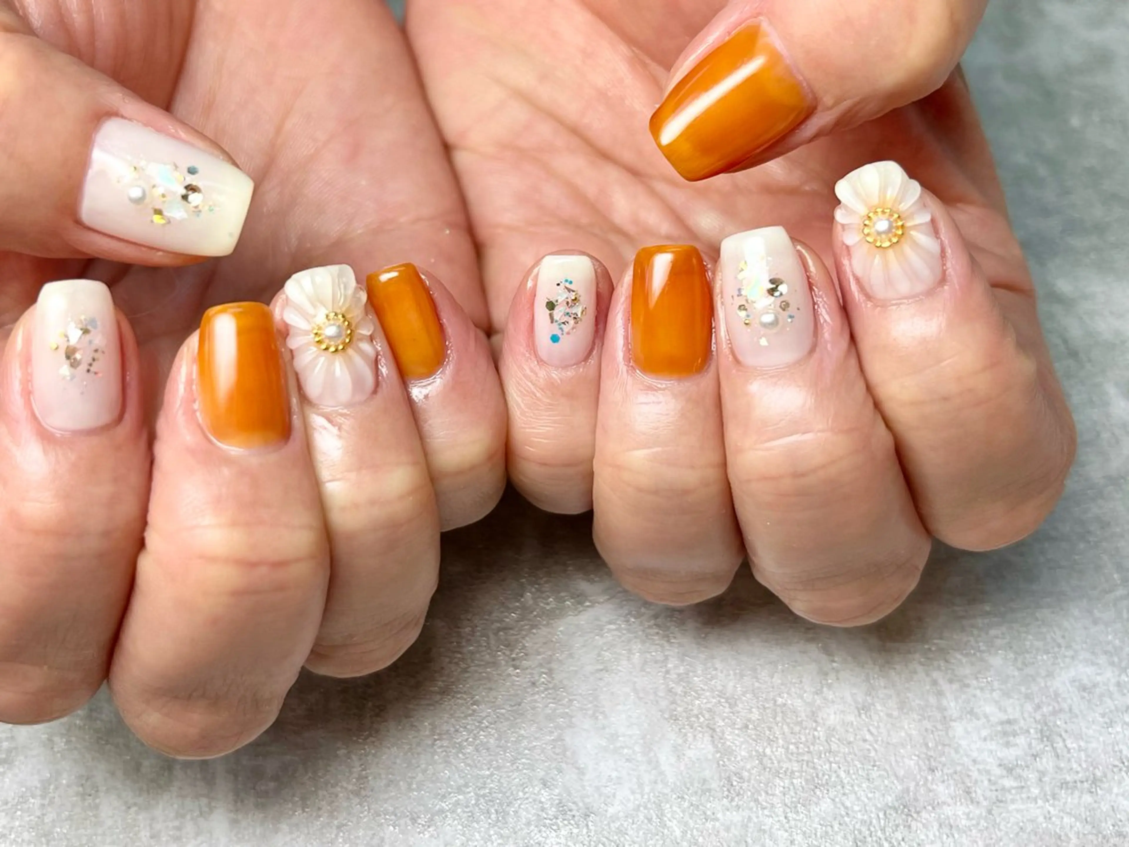 ネイル ハンドネイル Queennail 北堀江Yumiのネイルデザイン