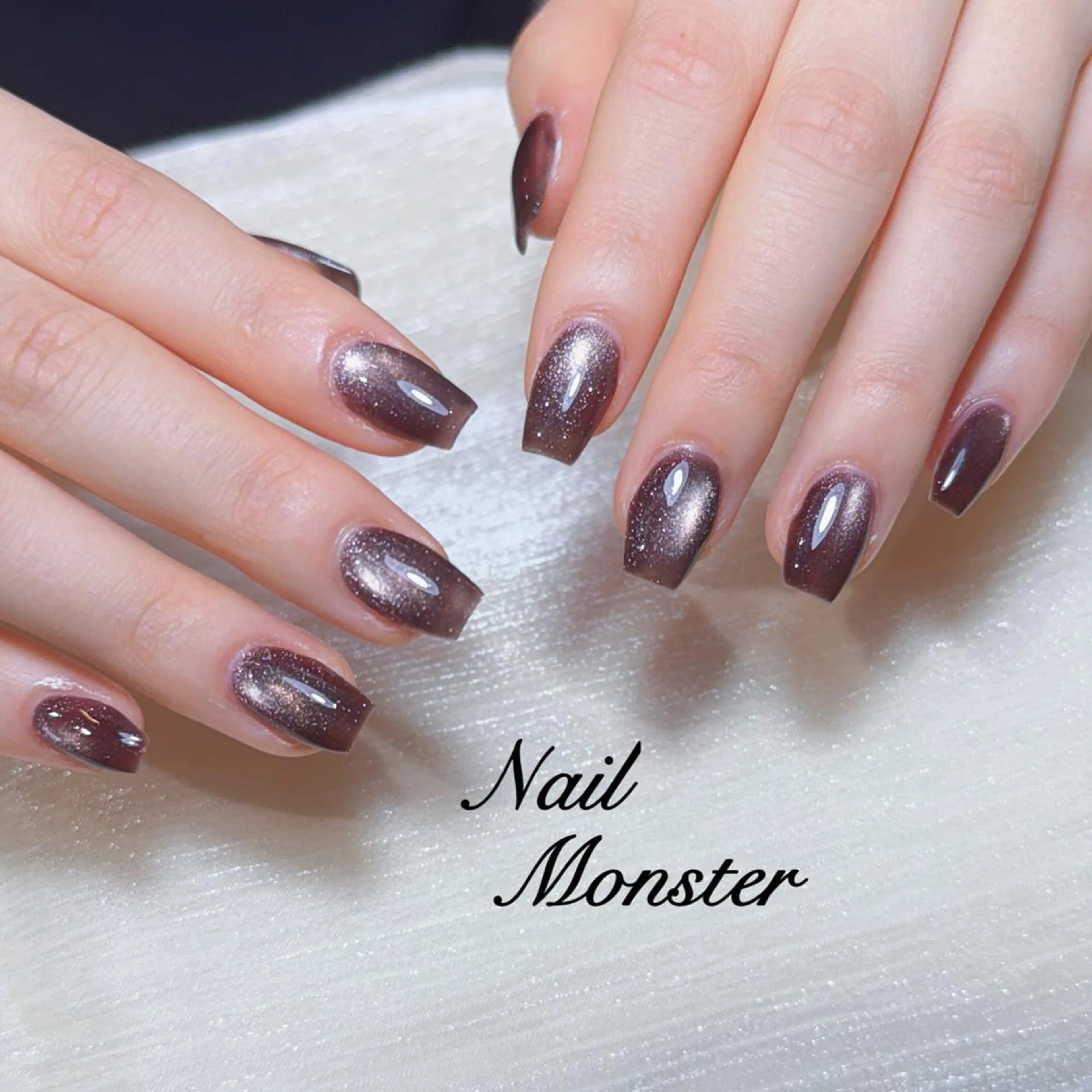 ネイル アートネイル オーロラネイル ガーリー キラキラネイル 韓国ネイル ハンドネイル ハンドケア Nail Monsterのネイルデザイン