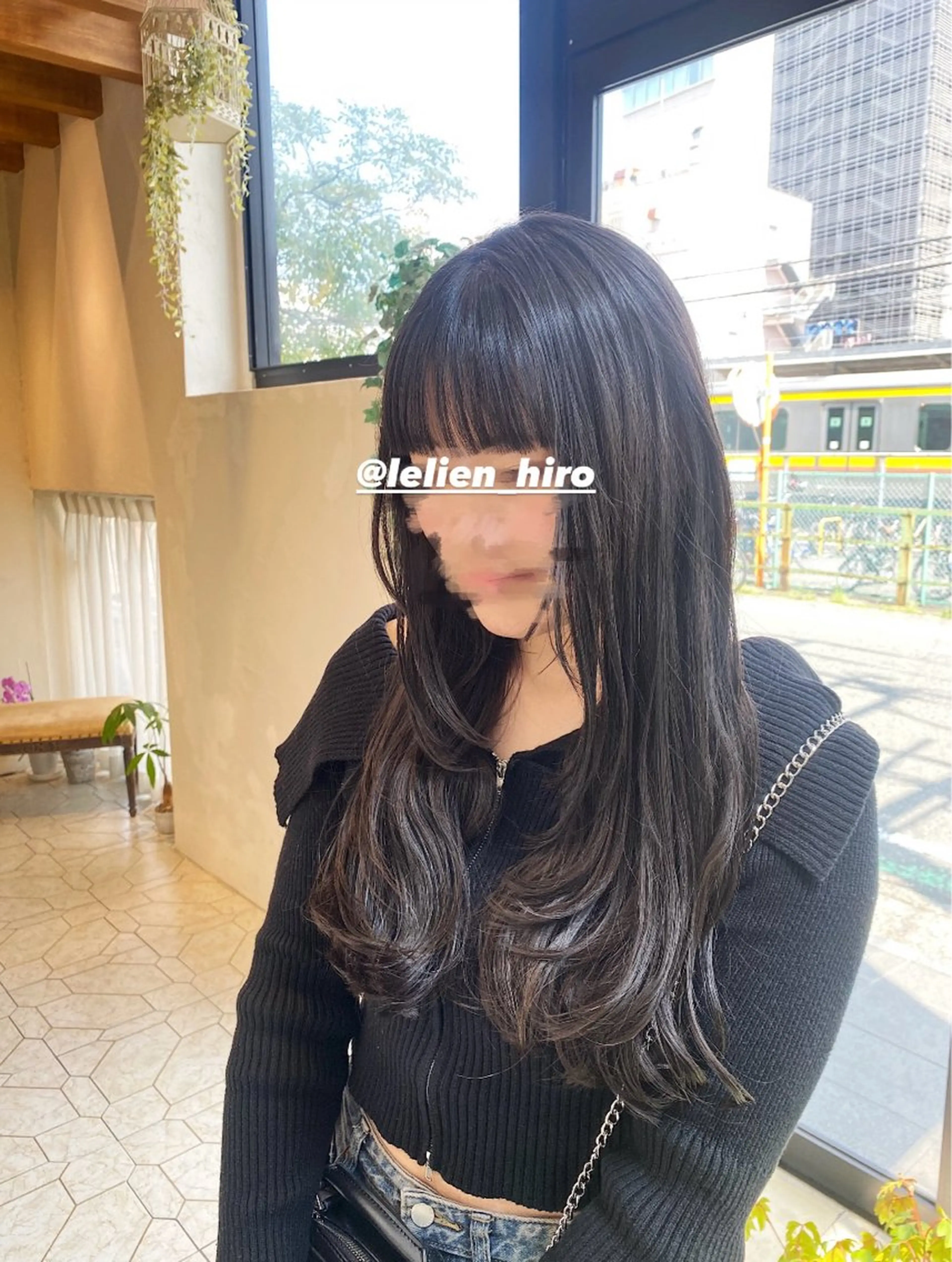 セミロング カット トリートメント 艶髪/艶カラー/縮毛 / タキダのヘアスタイル