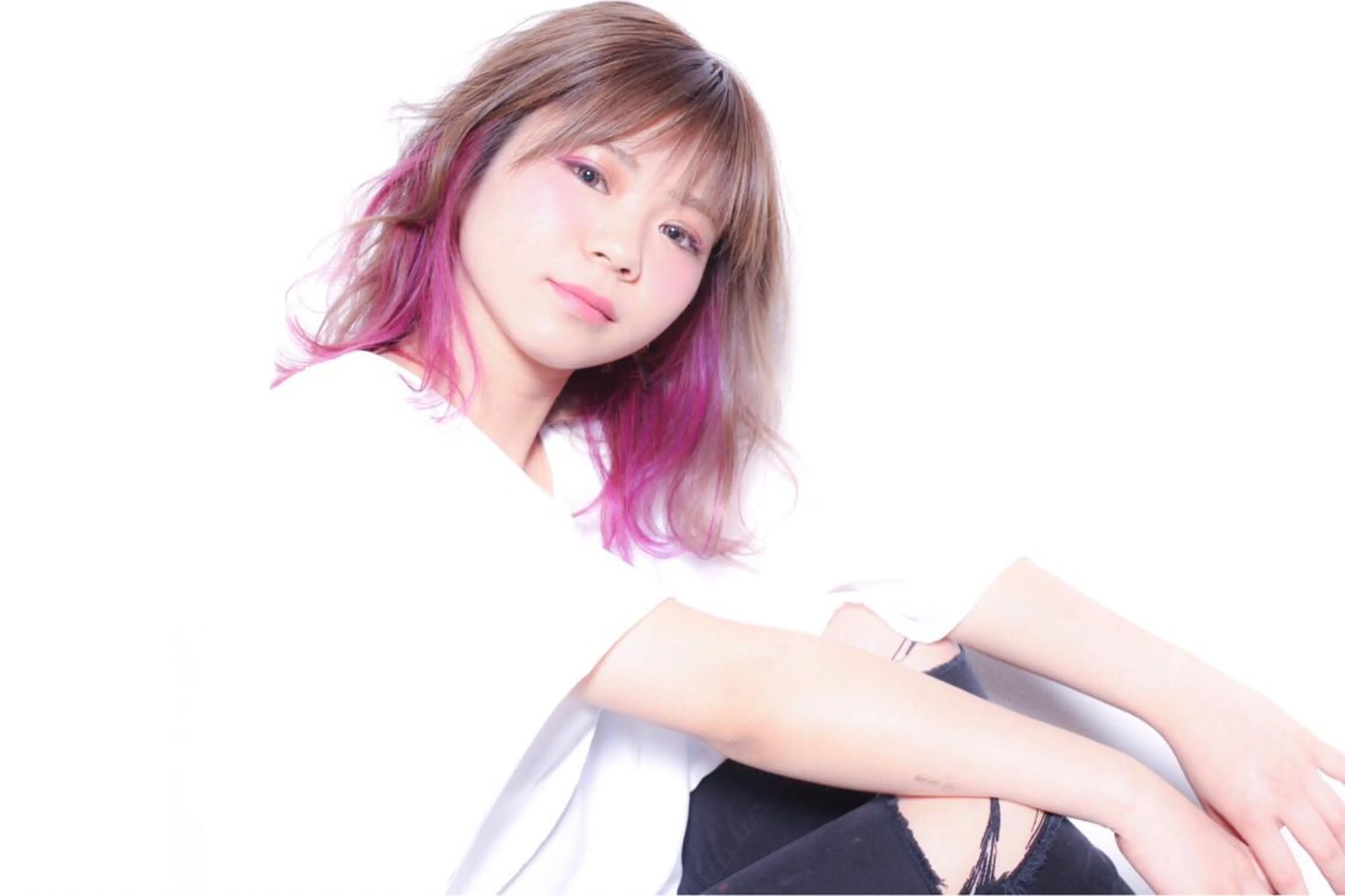 ミディアム 西川 仁のヘアスタイル