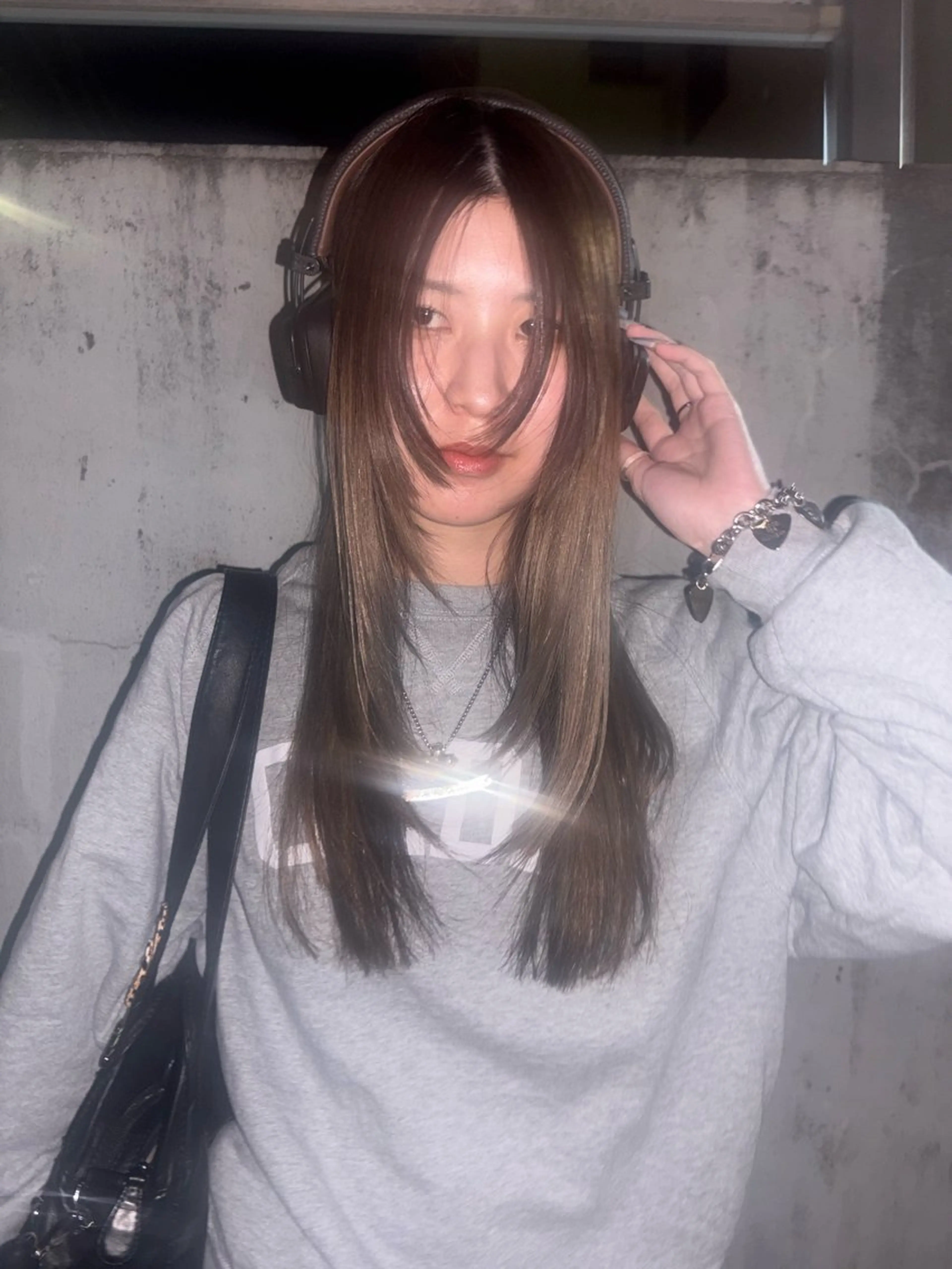 ロング ボブ/タイトアレンジ 個性派結婚式アレンジのヘアスタイル