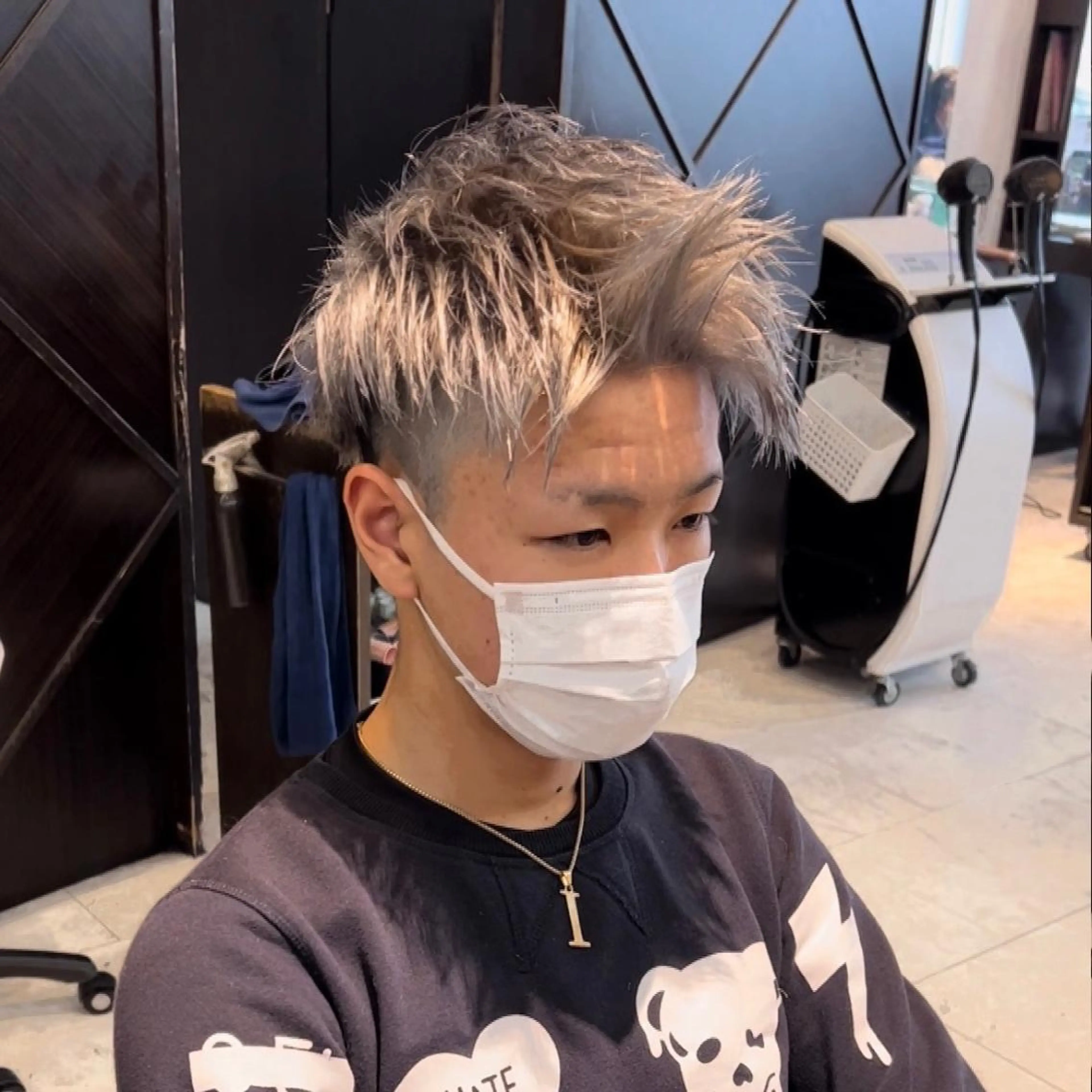 カラー メンズ カット ヘアカラー トリートメント メンズ専門　井藤 雅也のヘアスタイル