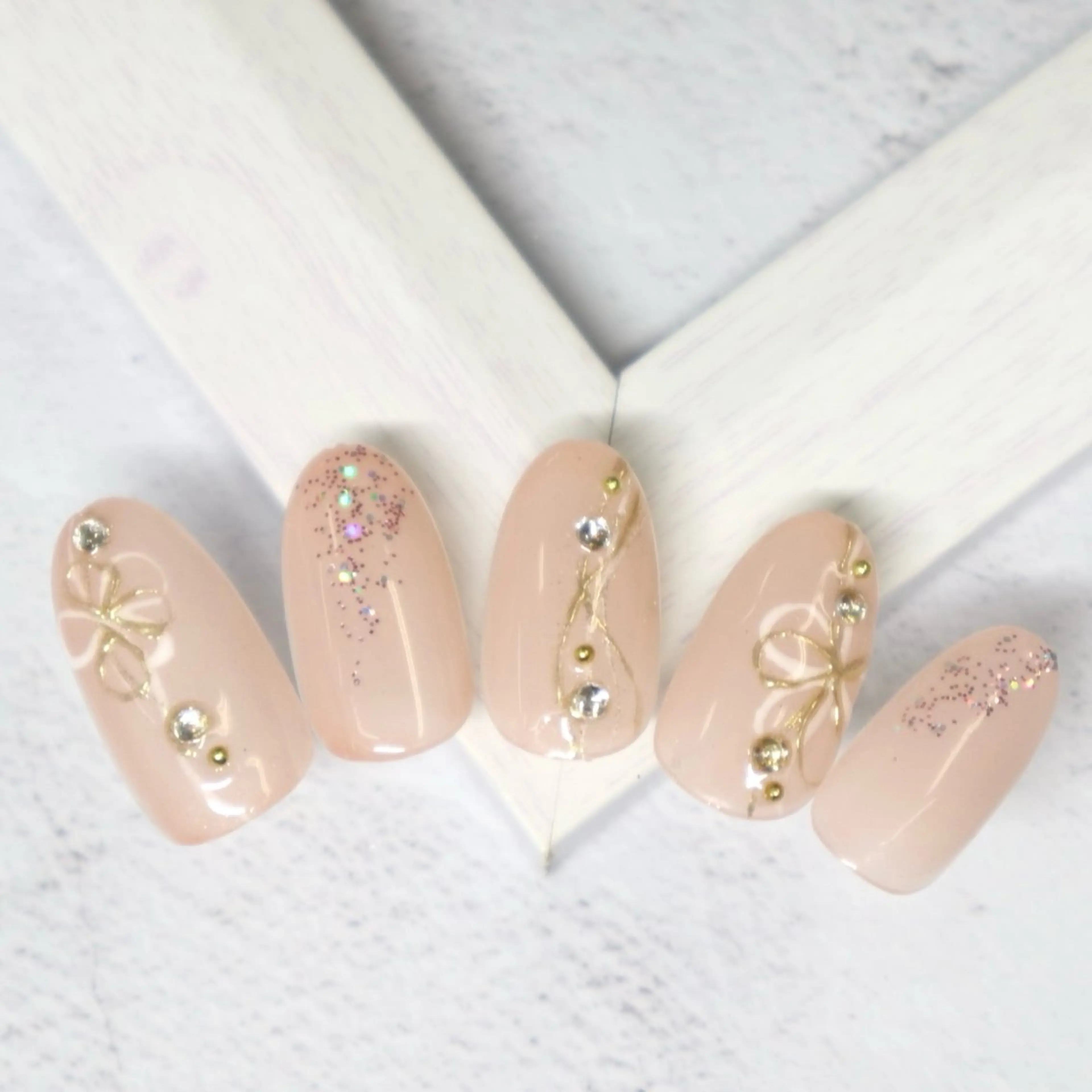 ネイル L‘ねいる 江坂店 エルネイルエサカテンのネイルデザイン