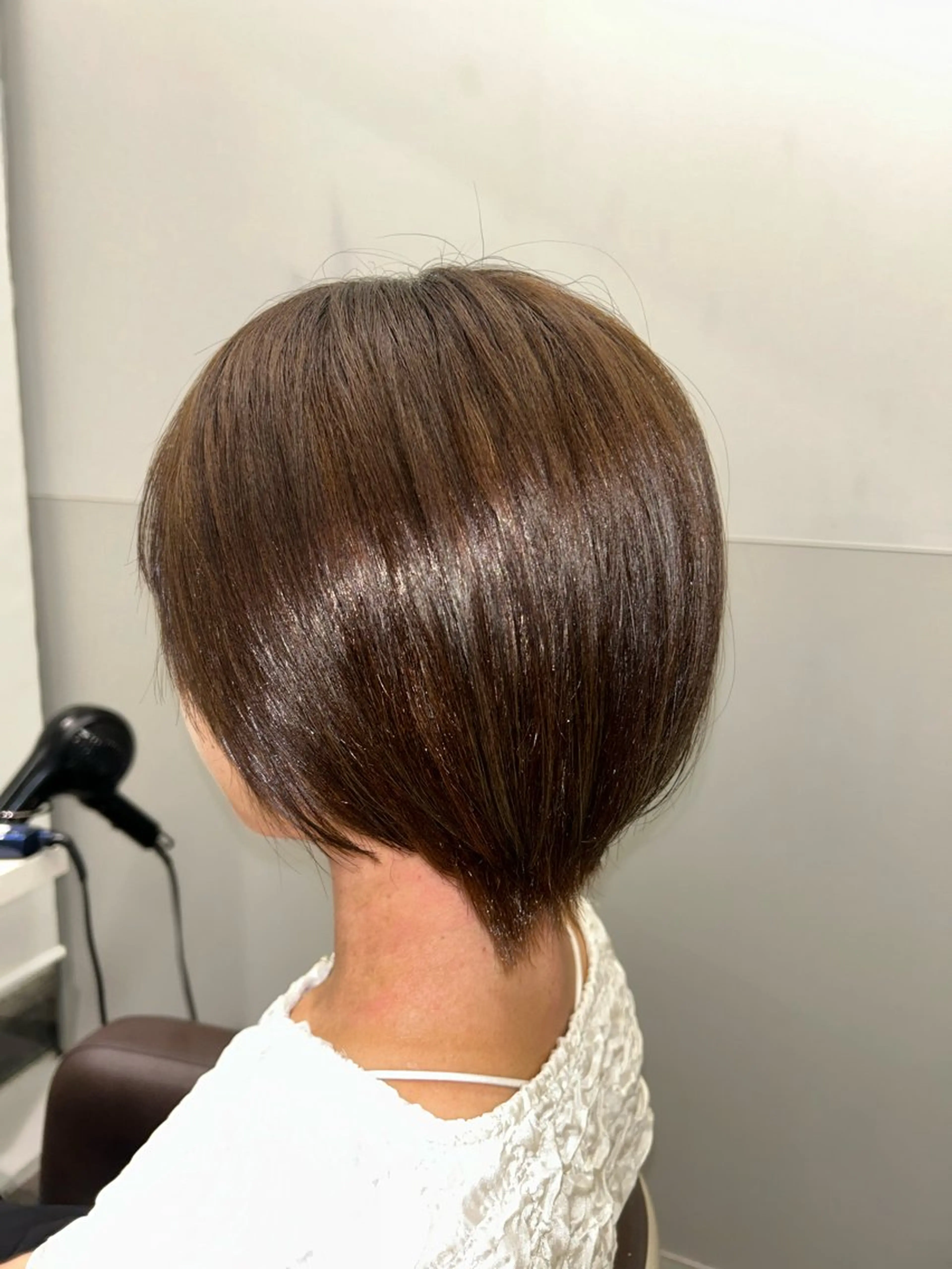 ショート カット 👑指名率No.1 艶々ボブ/艶カラーのヘアスタイル