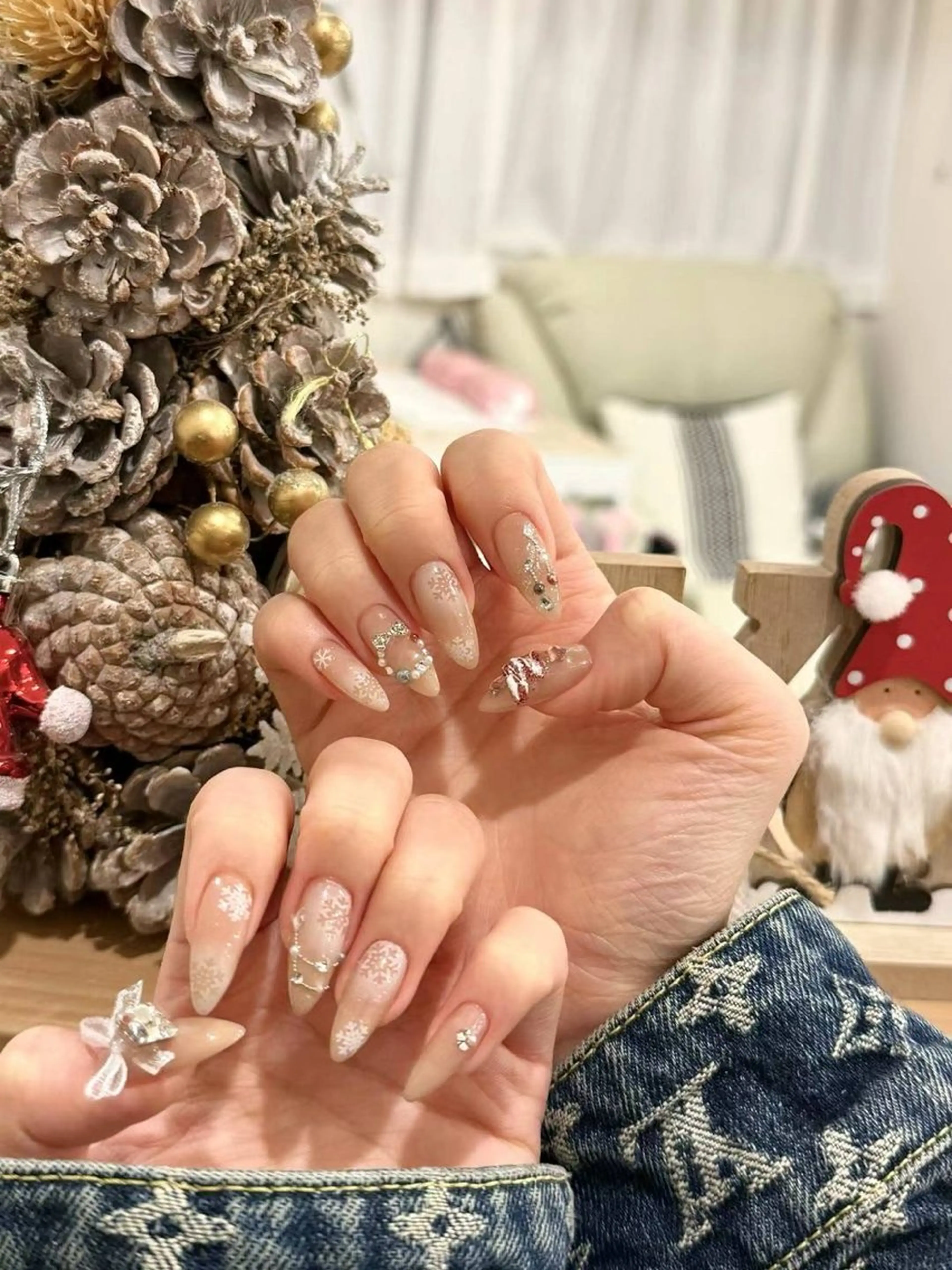ネイル 冬ネイル クリスマス ハンドネイル ハンドケア COCO ネイルのネイルデザイン