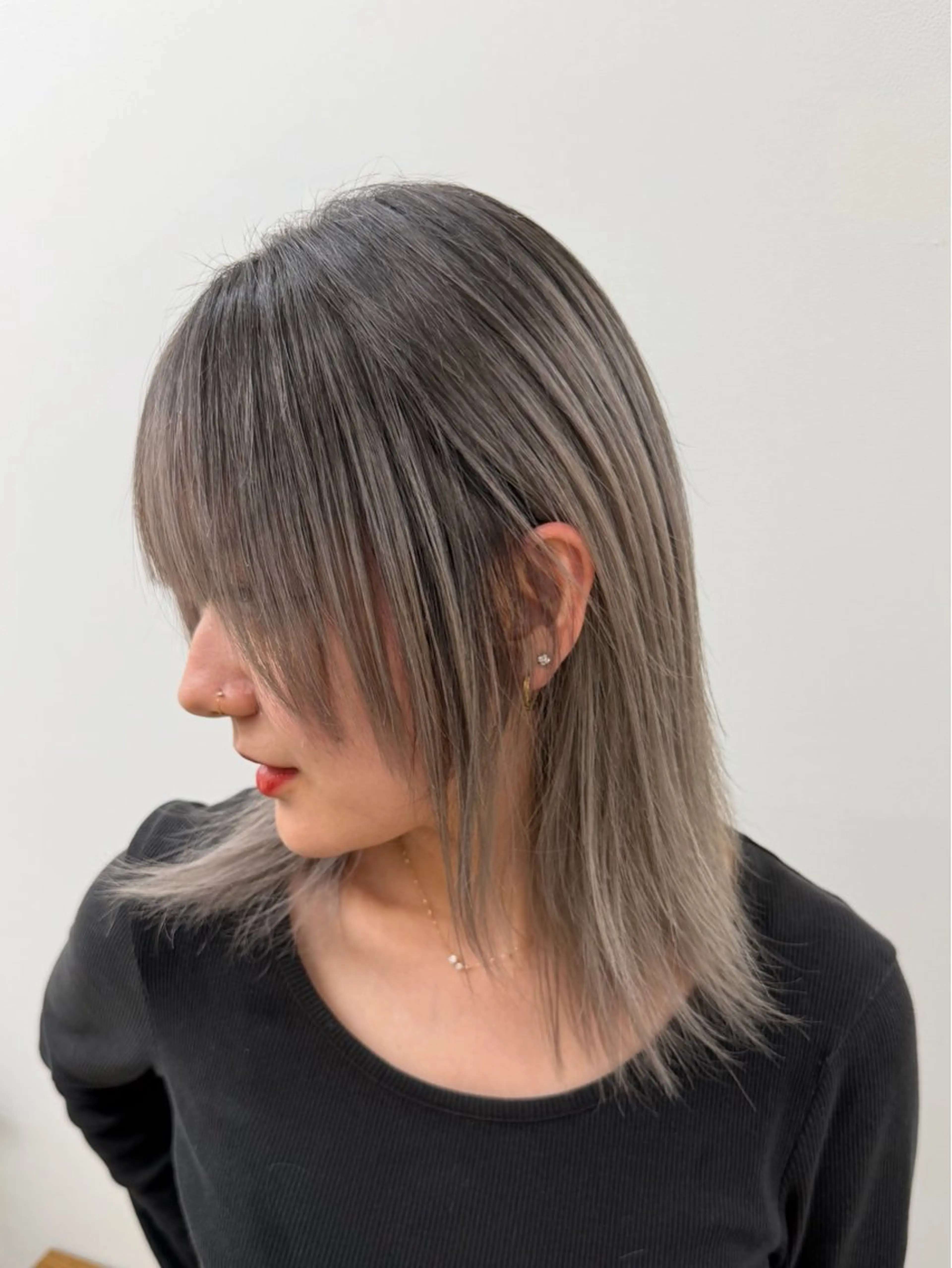 ミディアム カラー ヘアカラー 加本 翼のヘアスタイル