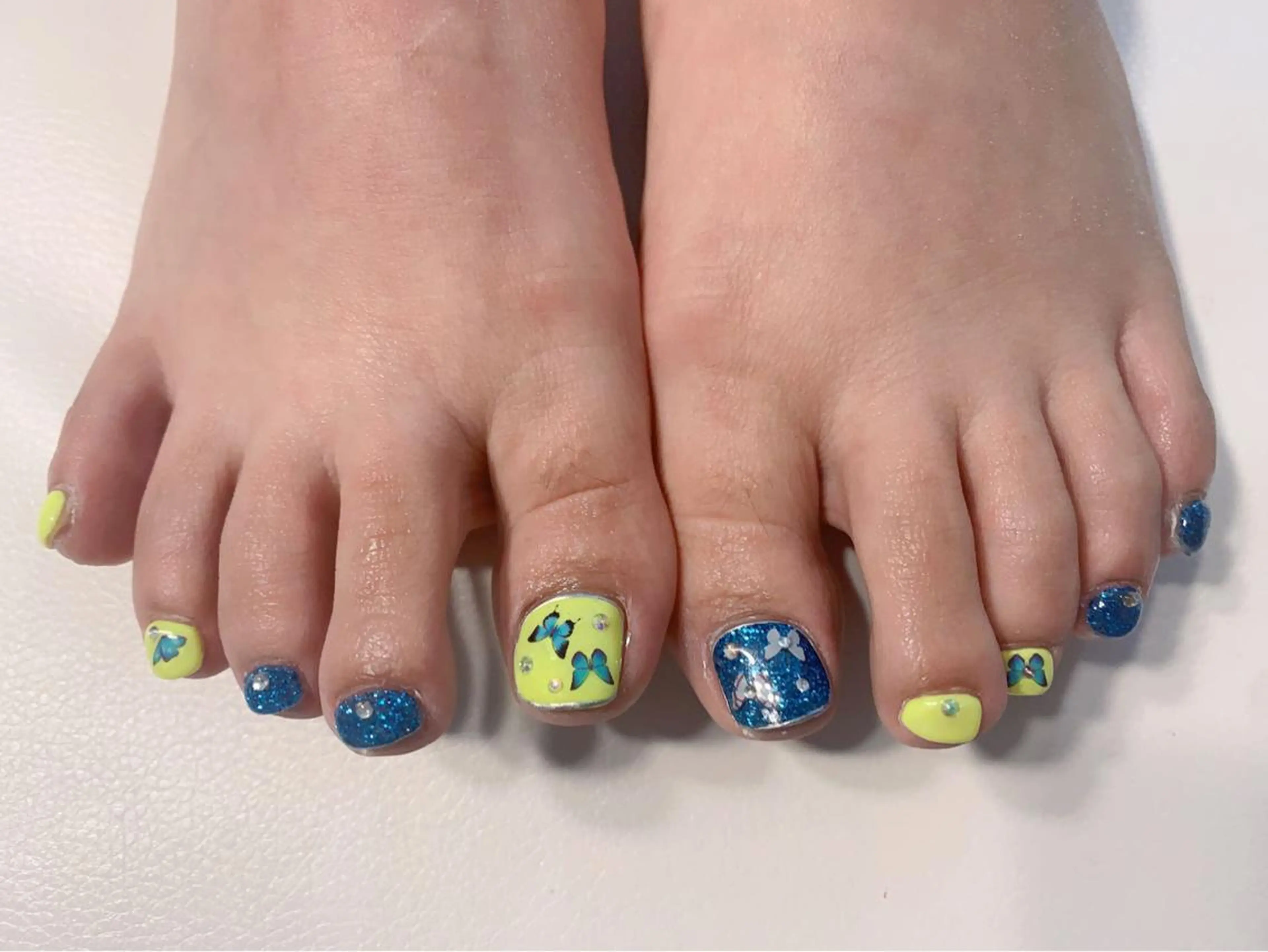 ネイル フットネイル emmi      salon所属・Emmi salonのネイルデザイン