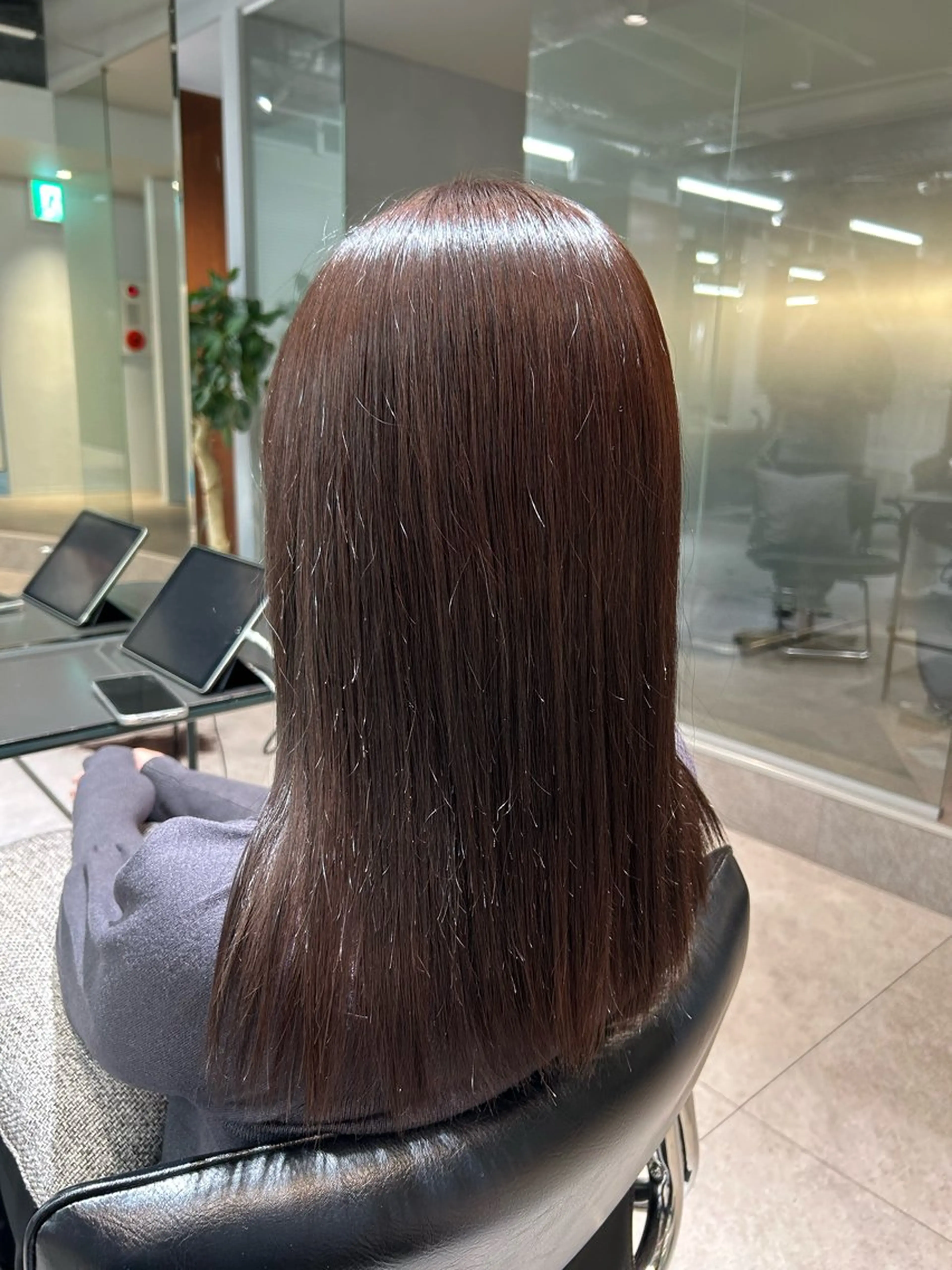 セミロング FILMS haru 暖色カラーのヘアスタイル