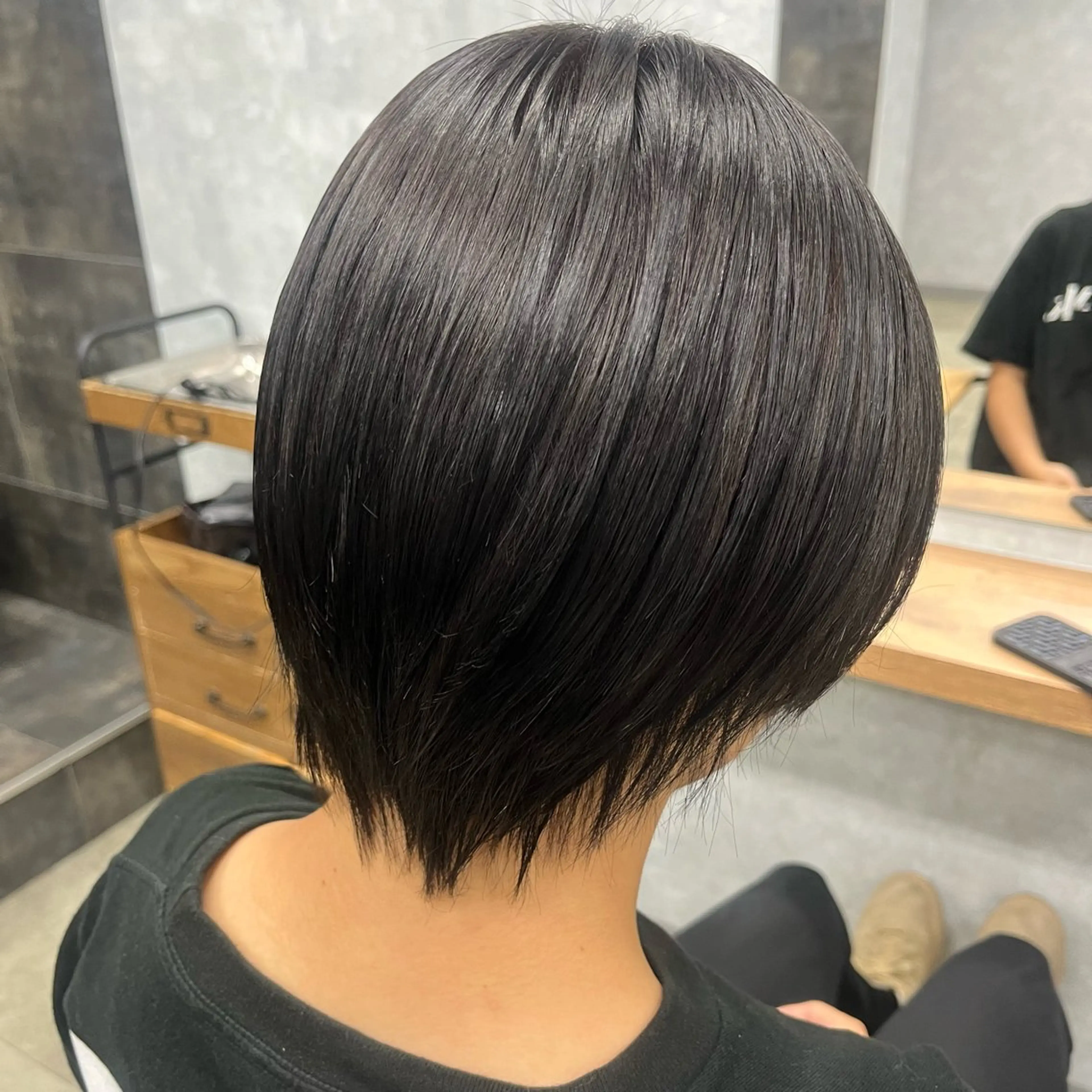 ショート カラー ブラウンカラー ダークブラウン Lutia新宿　せき ゆうみのヘアスタイル