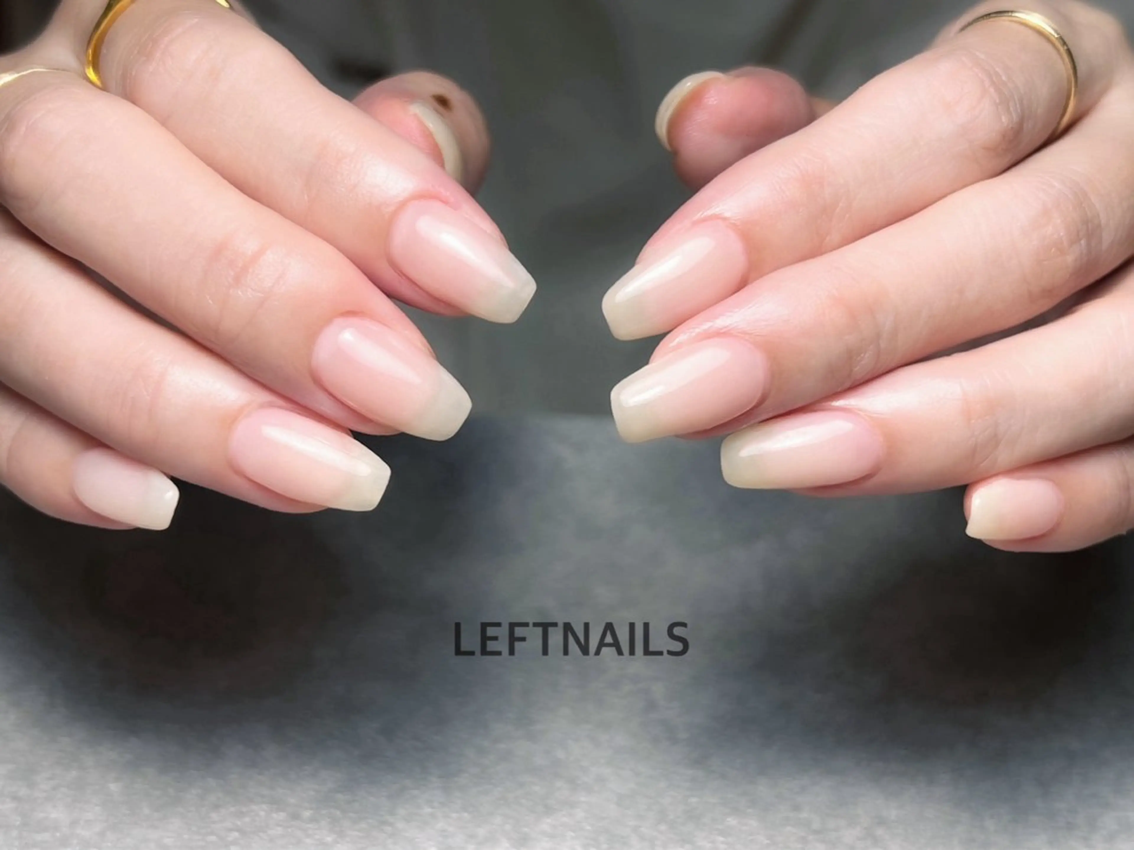 ネイル ワンカラーネイル LEFTNAILS フィルインニュアンスのネイルデザイン