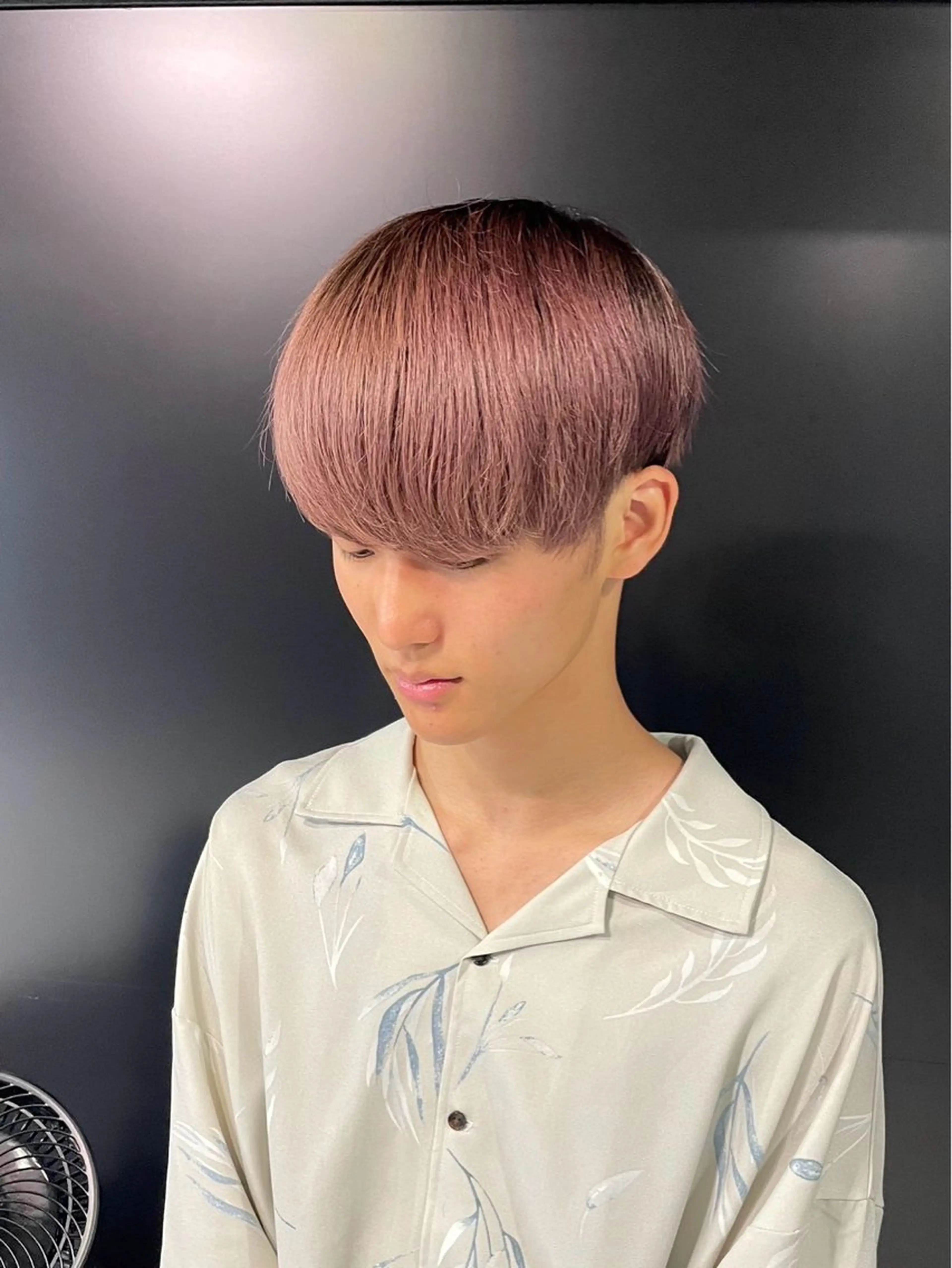 カラー ヘアアレンジ メンズ カット ヘアカラー トリートメント ヘアセット メンズ専門 美容師✨ アメ村 堀江颯瑛のヘアスタイル