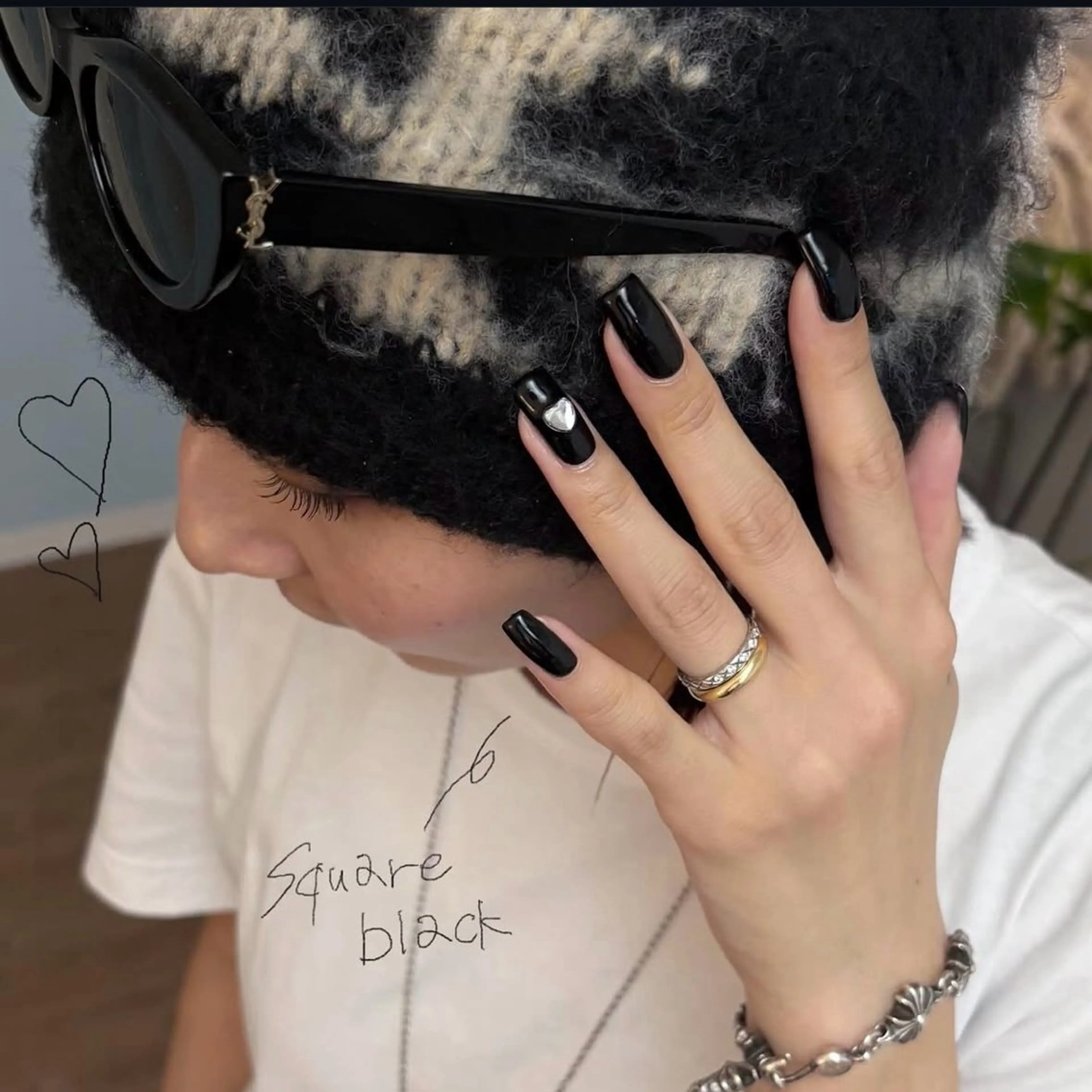 オフ・ケア込みワンカラー/ラメグラデーションの写真